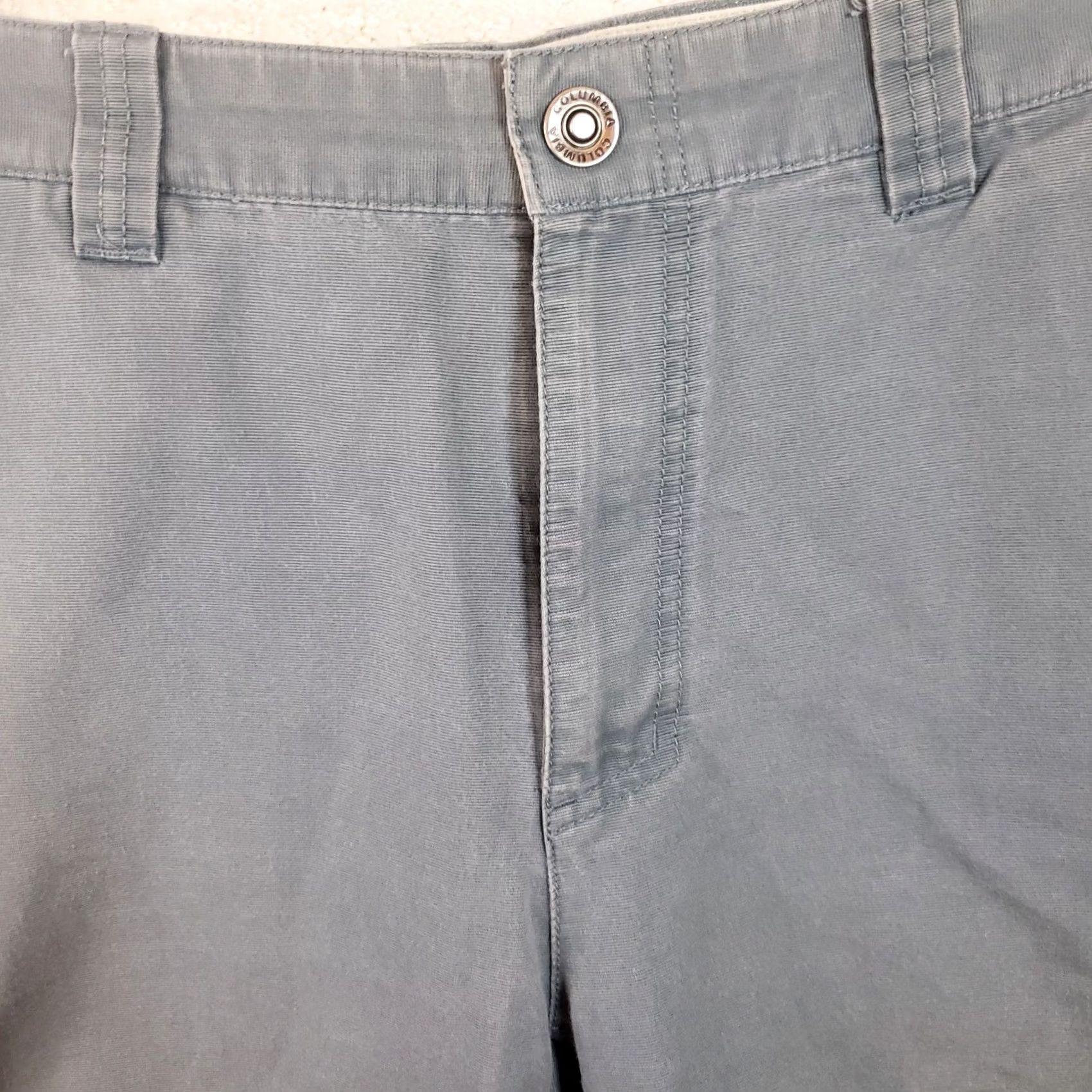 Vintage Columbia Cargo Shorts Mens 34x11 Sage Green Canvas Utility Hiking Size US 34 / EU 50 - 4 Thumbnail