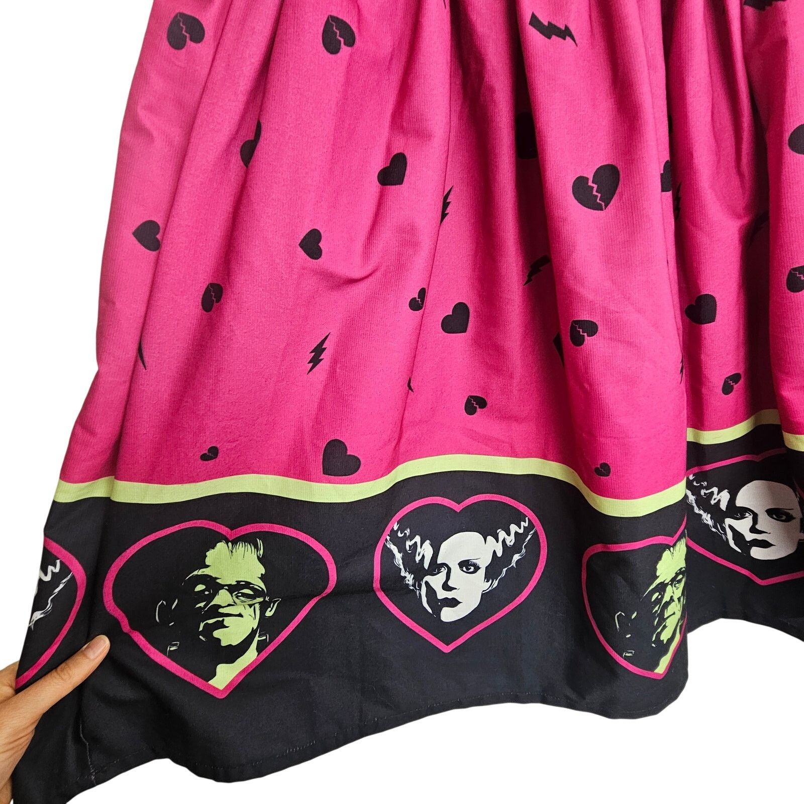 Universal Studios Universal Monsters x Unique Vintage Frankenstein & Bride Size 42" / US 20 - 3 Thumbnail