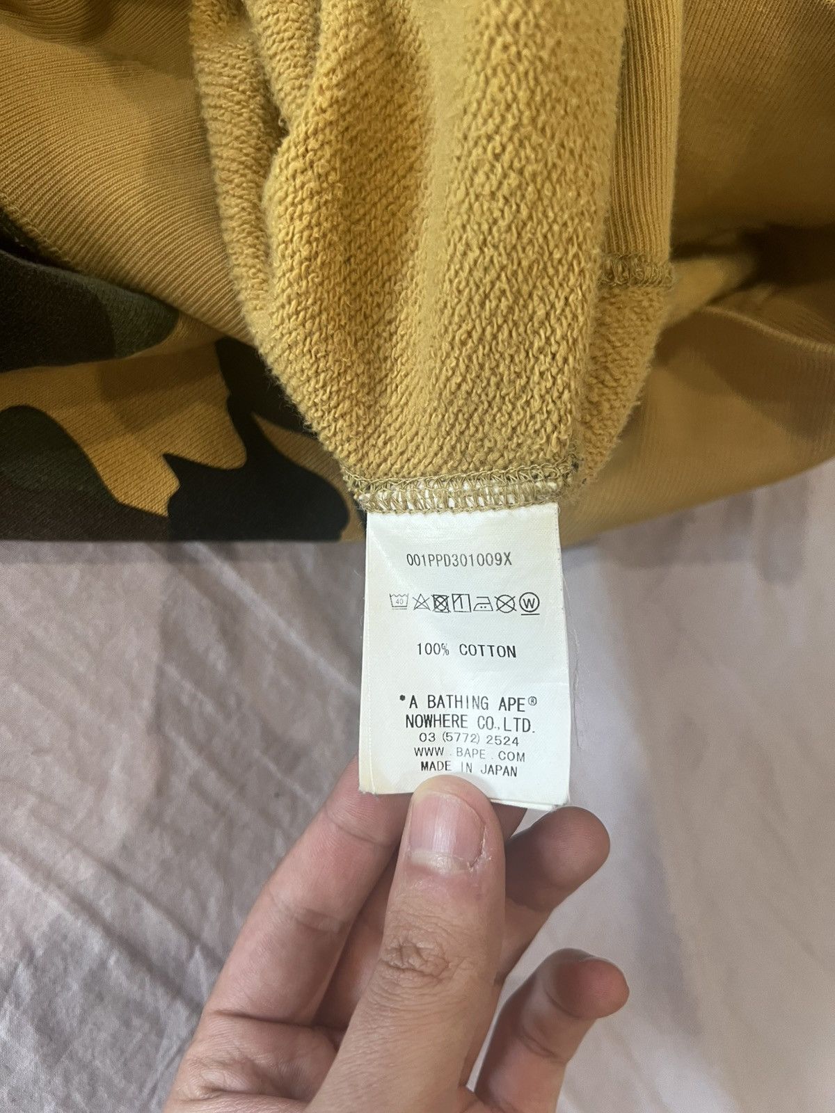 Bape Bape 1st Camo College Pullover Hoodie Yellow Size US M / EU 48-50 / 2 - 6 Thumbnail
