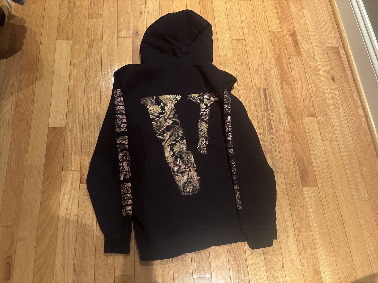 Vlone kodak black x vlone hoodie Size US S / EU 44-46 / 1 - 5 Thumbnail