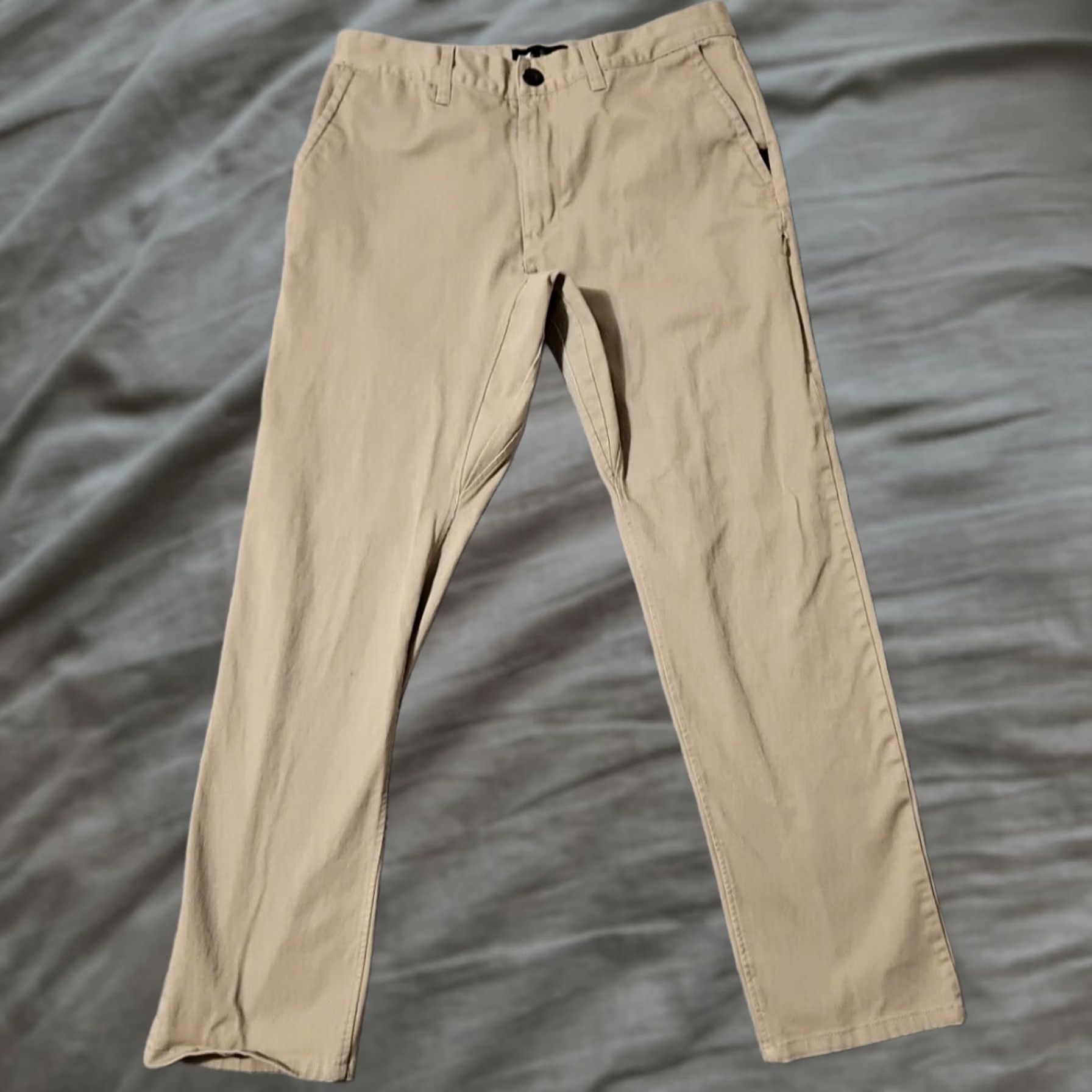 Nike Nike SB Chino Pants Mens Size 32 Beige Casual 933233-235 Flat Front Athletic Canvas Straight Size US 32 / EU 48 - 1 Thumbnail