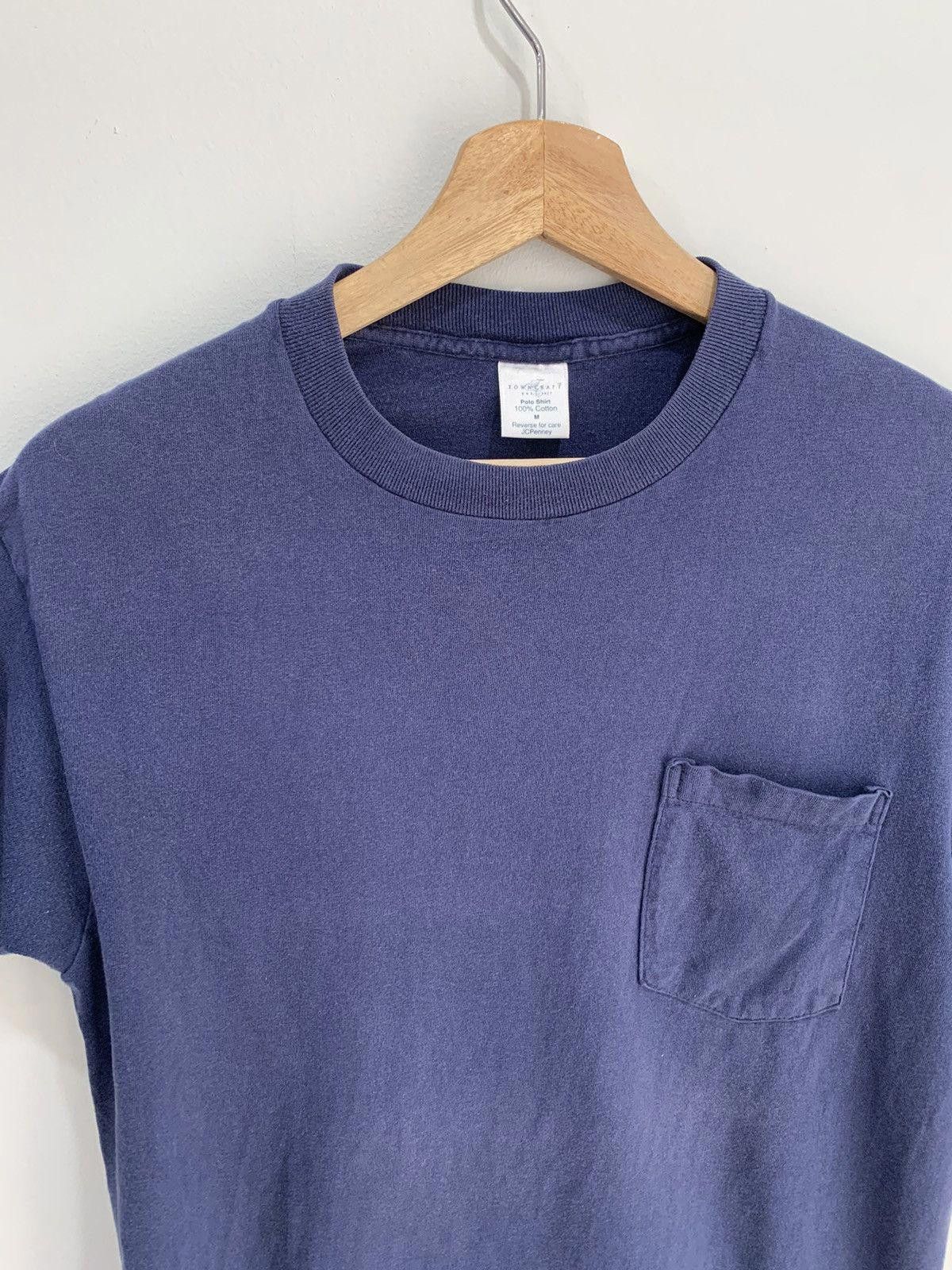 Vintage Vintage 90s Navy Blue Pocket Tee Shirt Sun Faded Size US M / EU 48-50 / 2 - 2 Thumbnail