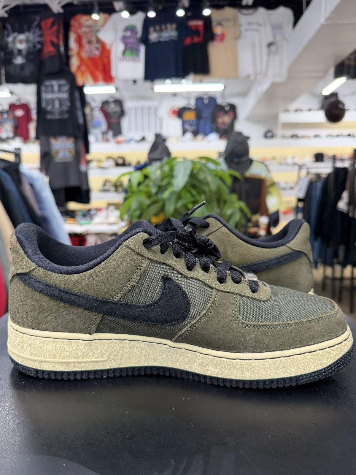Nike × Undefeated Air Force 1 Low Undefeated Ballistic Size 9 (2021) Size US 9 / EU 42 - 3 Thumbnail