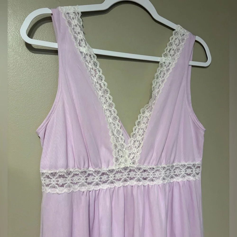 Vintage vintage floor length sheer lace trim princess slip dress Size M / US 6-8 / IT 42-44 - 4 Thumbnail