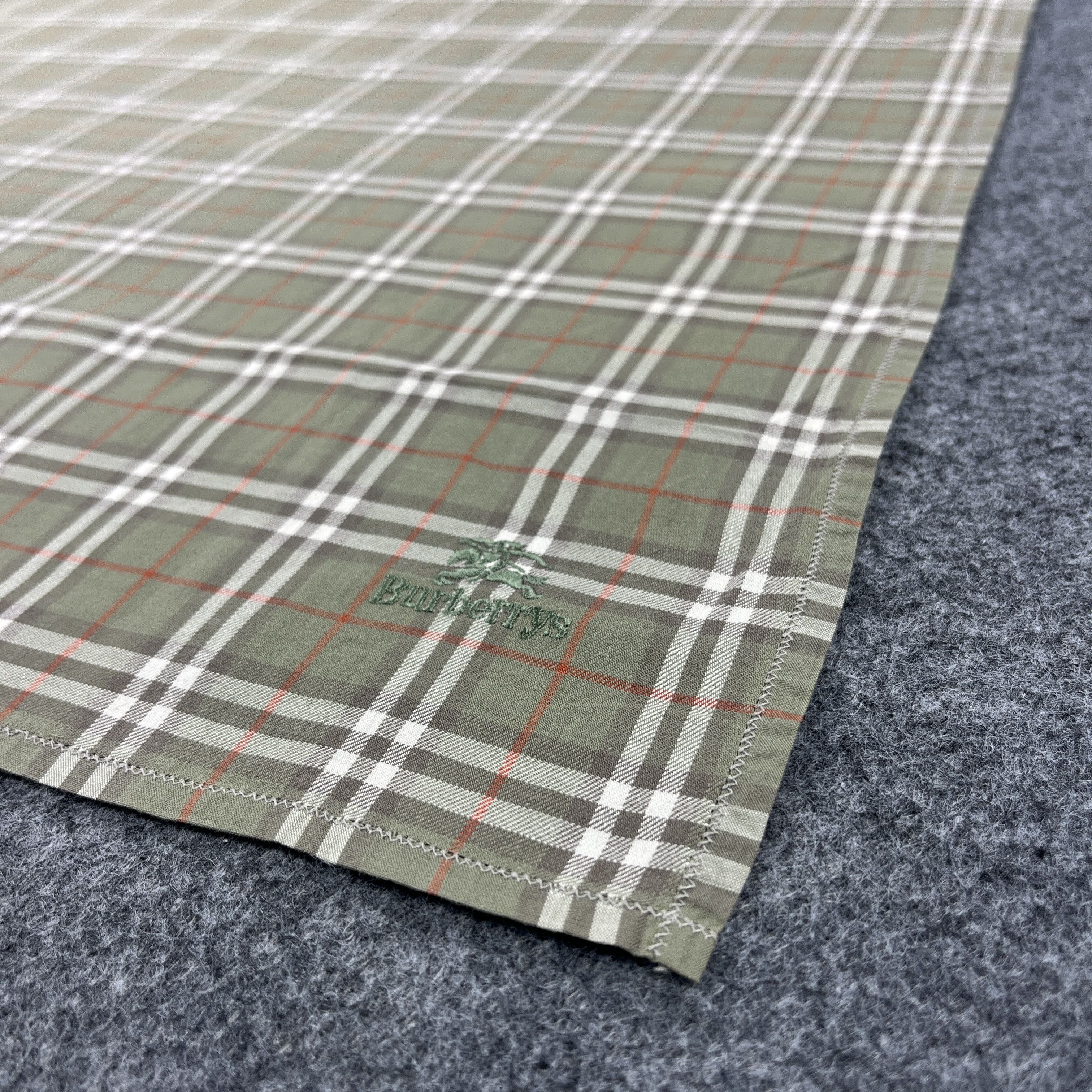 Burberry Burberry Handkerchief / Bandana / Neckerchief B959 Size ONE SIZE - 5 Thumbnail