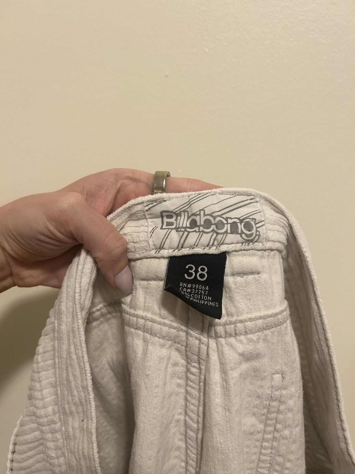 Billabong Y2K Vintage “Cream Corduroy” Billabong Shorts Size US 38 / EU 54 - 5 Thumbnail