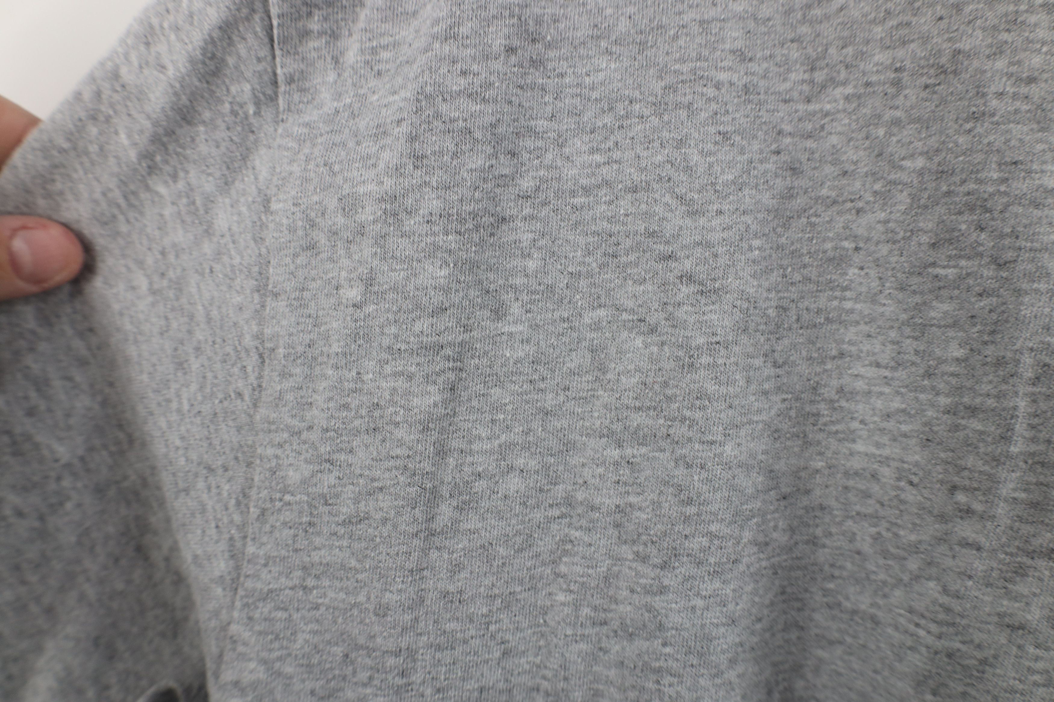Nike Vintage Nike Mini Swoosh Short Sleeve T-Shirt Heather Gray Size US L / EU 52-54 / 3 - 5 Thumbnail