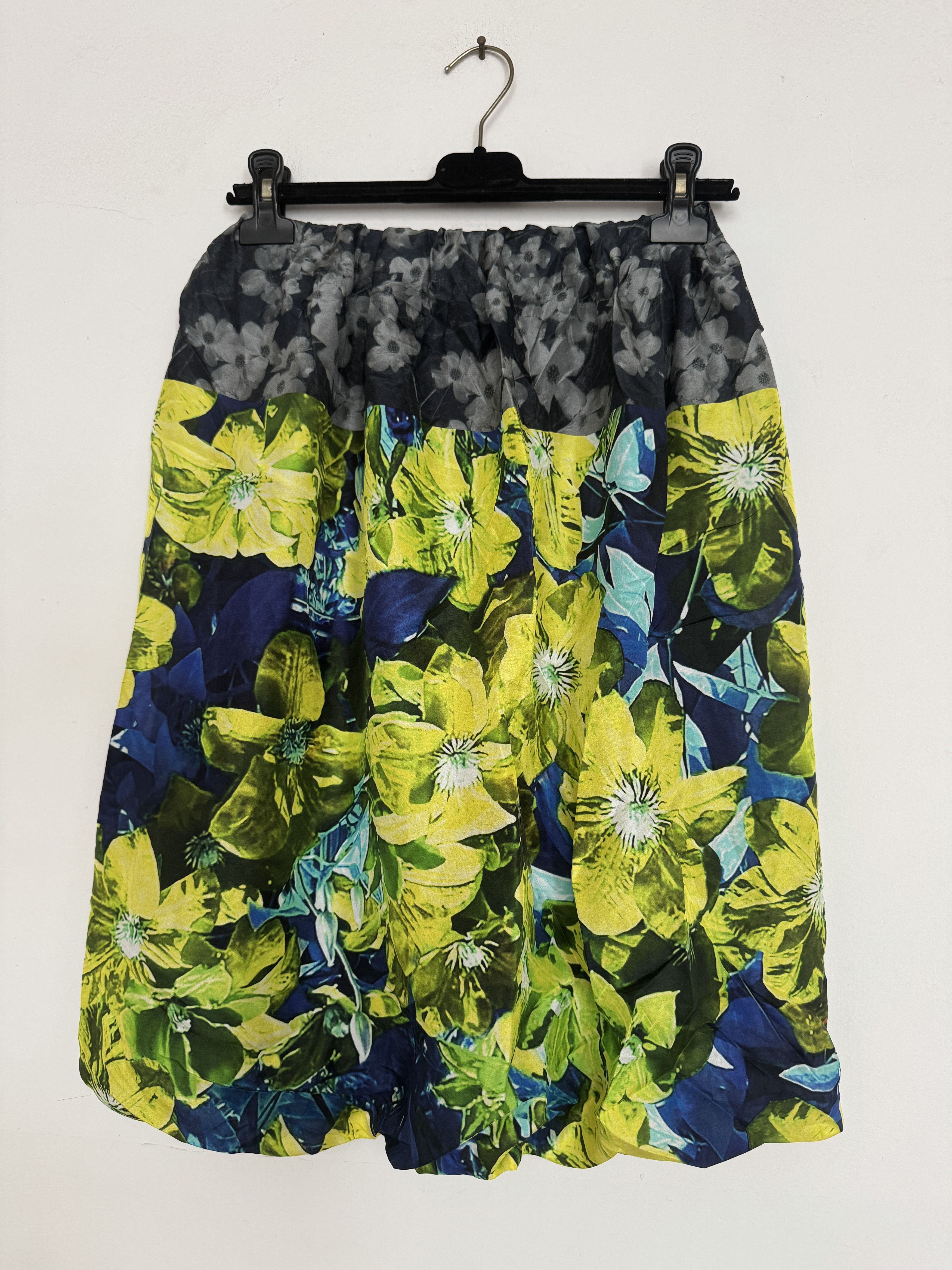 Dries Van Noten Dries Van Noten floral print knee-length skirt Size 24" / US 00 / IT 34 - 1 Thumbnail