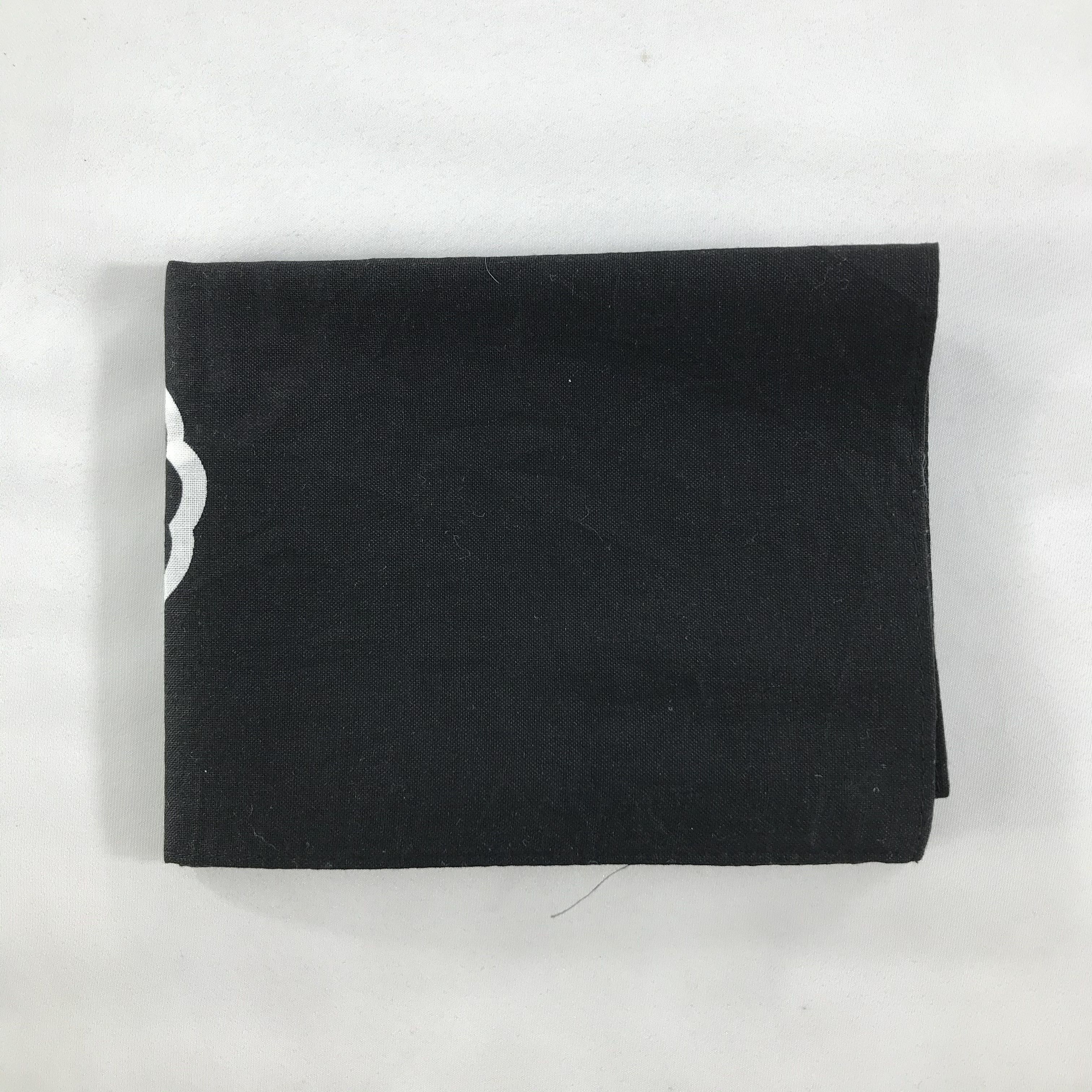 Anime × One Piece × Vintage One Piece Bandana / Handkerchief / Neckerchief - S1908 Size ONE SIZE - 3 Thumbnail