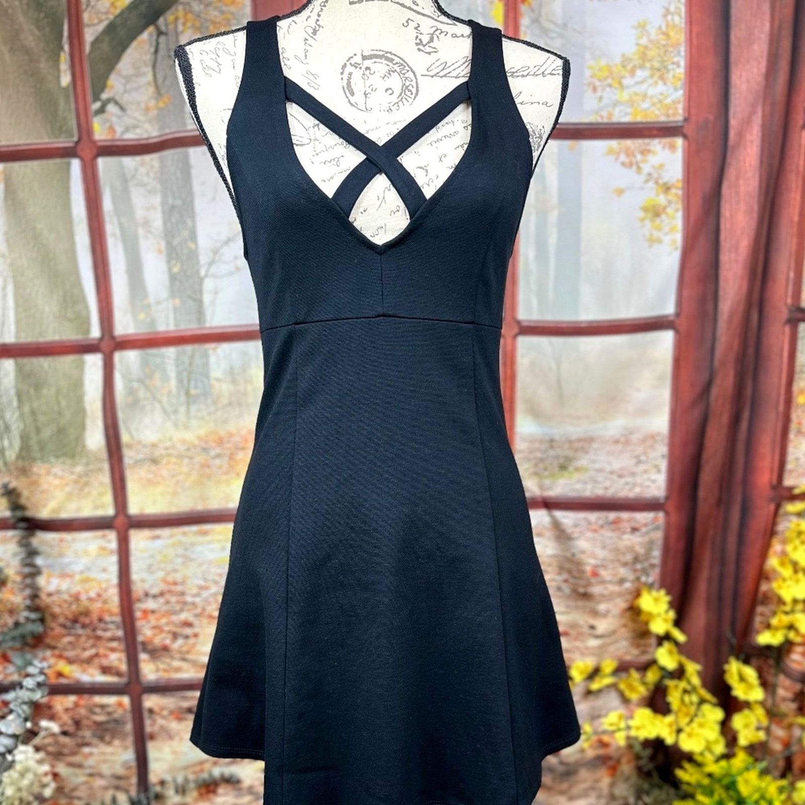 Free People Free People Elizabeth Criss Cross Mini Dress Black Size XS Size XS / US 0-2 / IT 36-38 - 4 Thumbnail