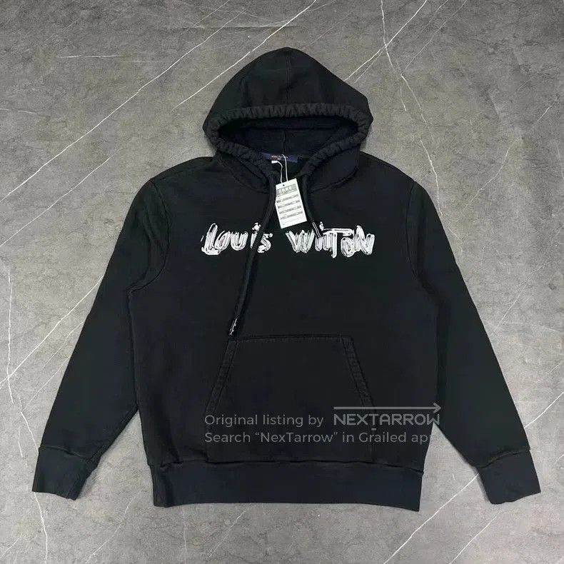 Louis Vuitton Louis Vuitton Graffiti Logo Hoodie. Size US M / EU 48-50 / 2 - 1 Thumbnail