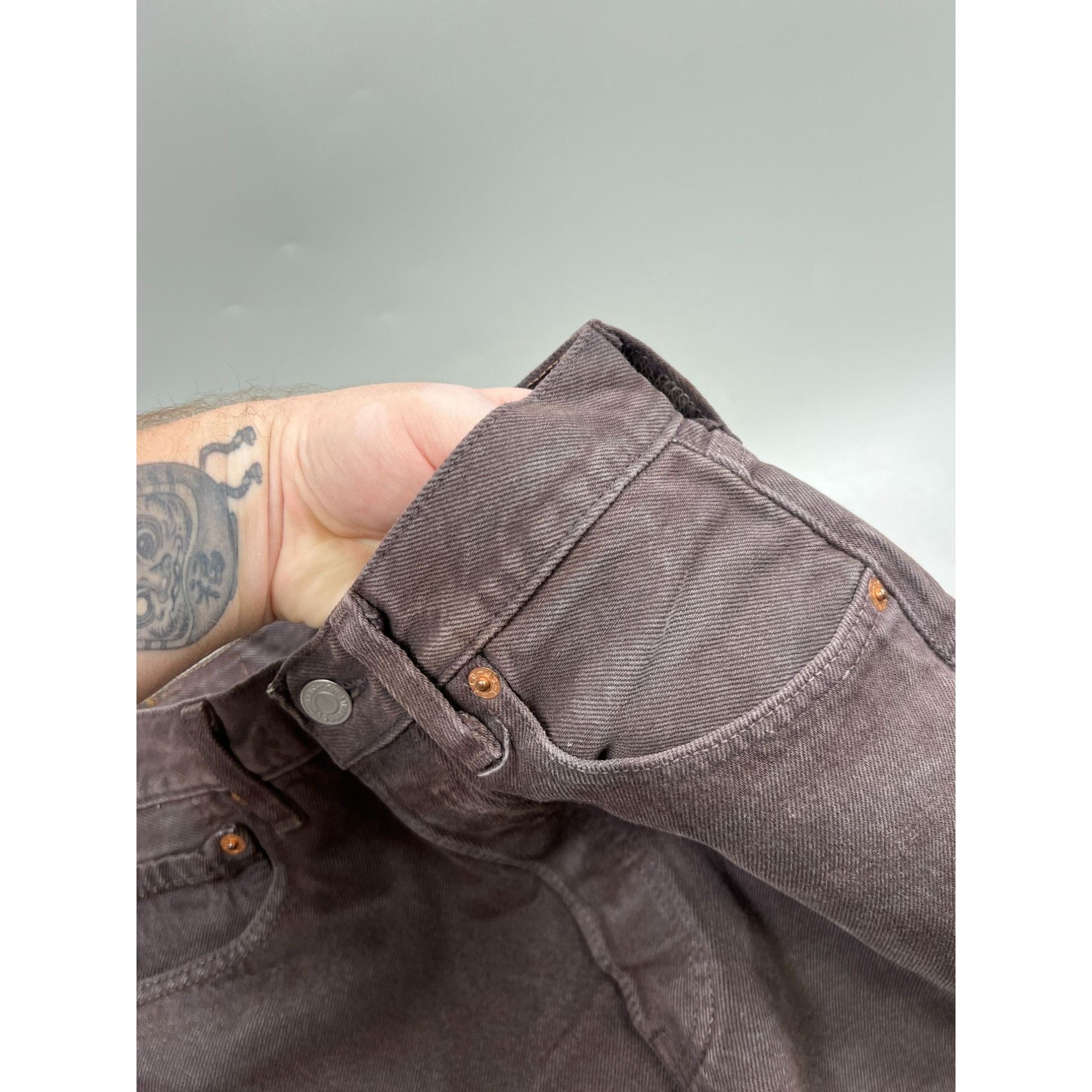 Levi's Levi’s 501 Made in USA Brown Denim Jeans Pants (Y0938) Size US 29 - 7 Thumbnail