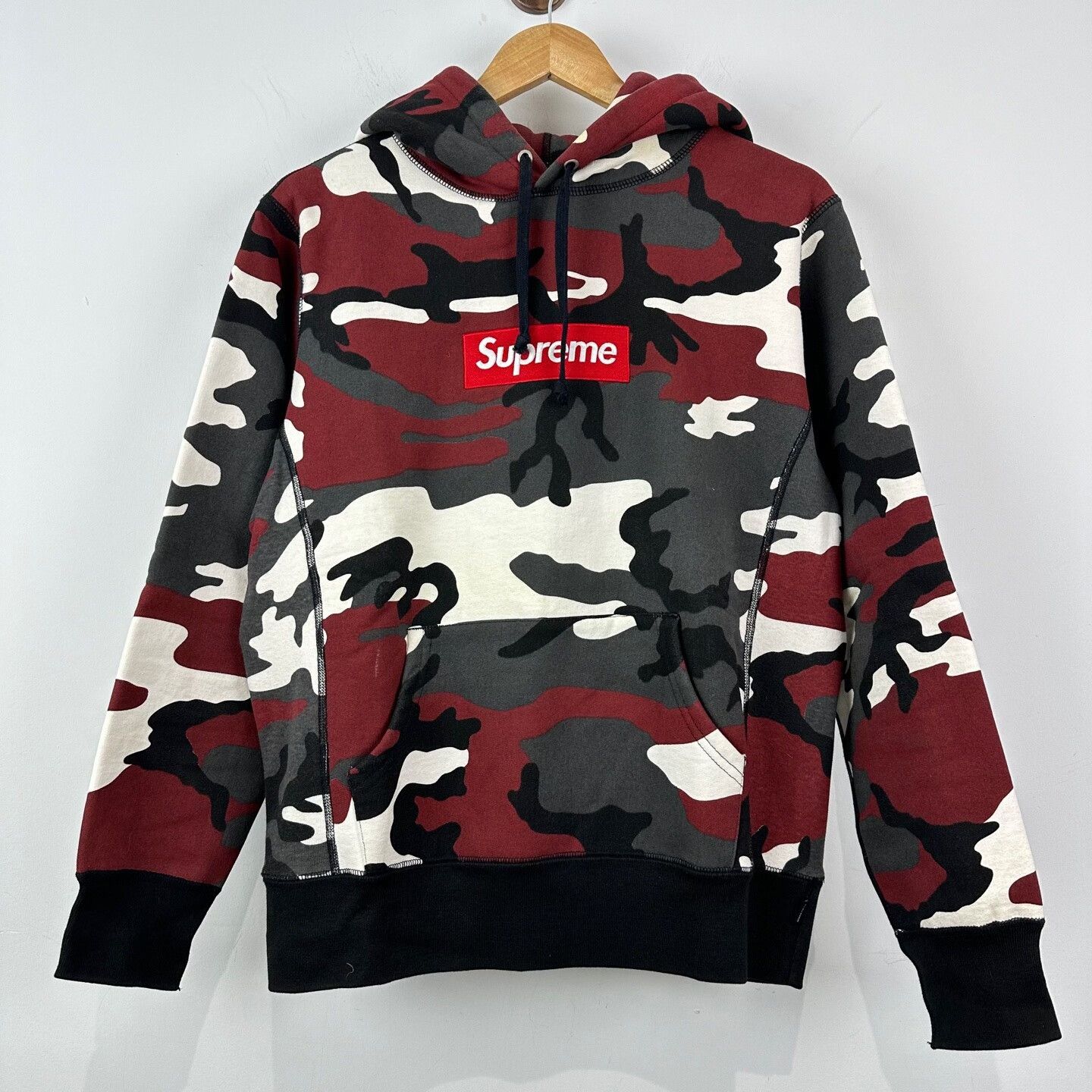 Supreme Supreme Red Camo Box Logo Hoodie Size US S / EU 44-46 / 1 - 1 Thumbnail