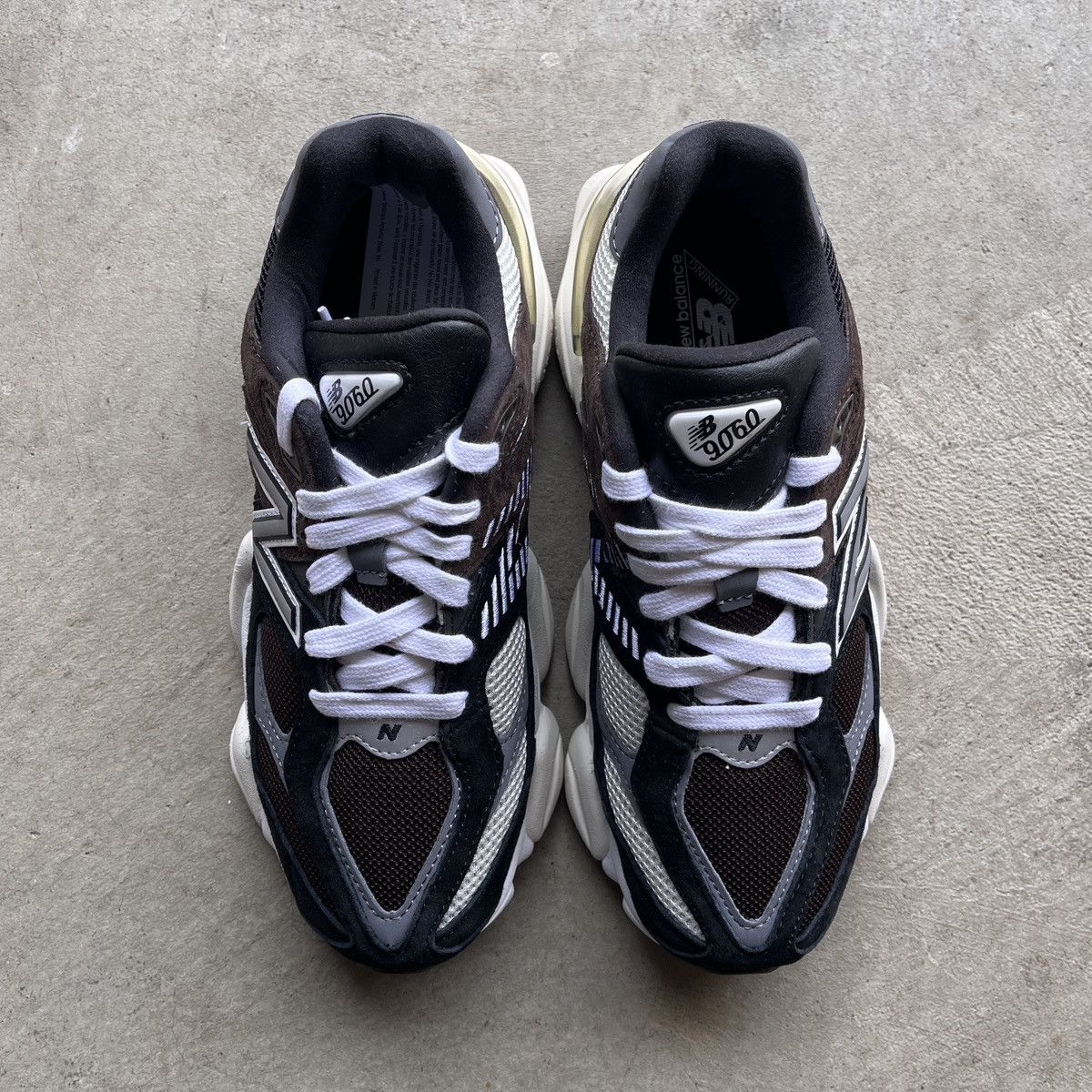 New Balance New Balance 9060 Brown Black Size US 5 / EU 37 - 4 Thumbnail