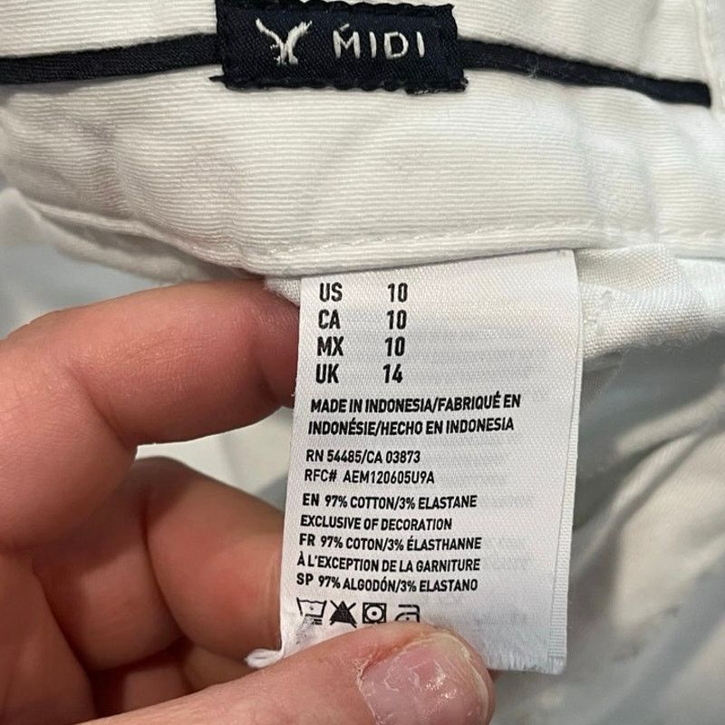 American Eagle Outfitters American Eagle Chino Midi Shorts Mid-Rise White Size 10 Size 32" / US 10 / IT 46 - 6 Thumbnail