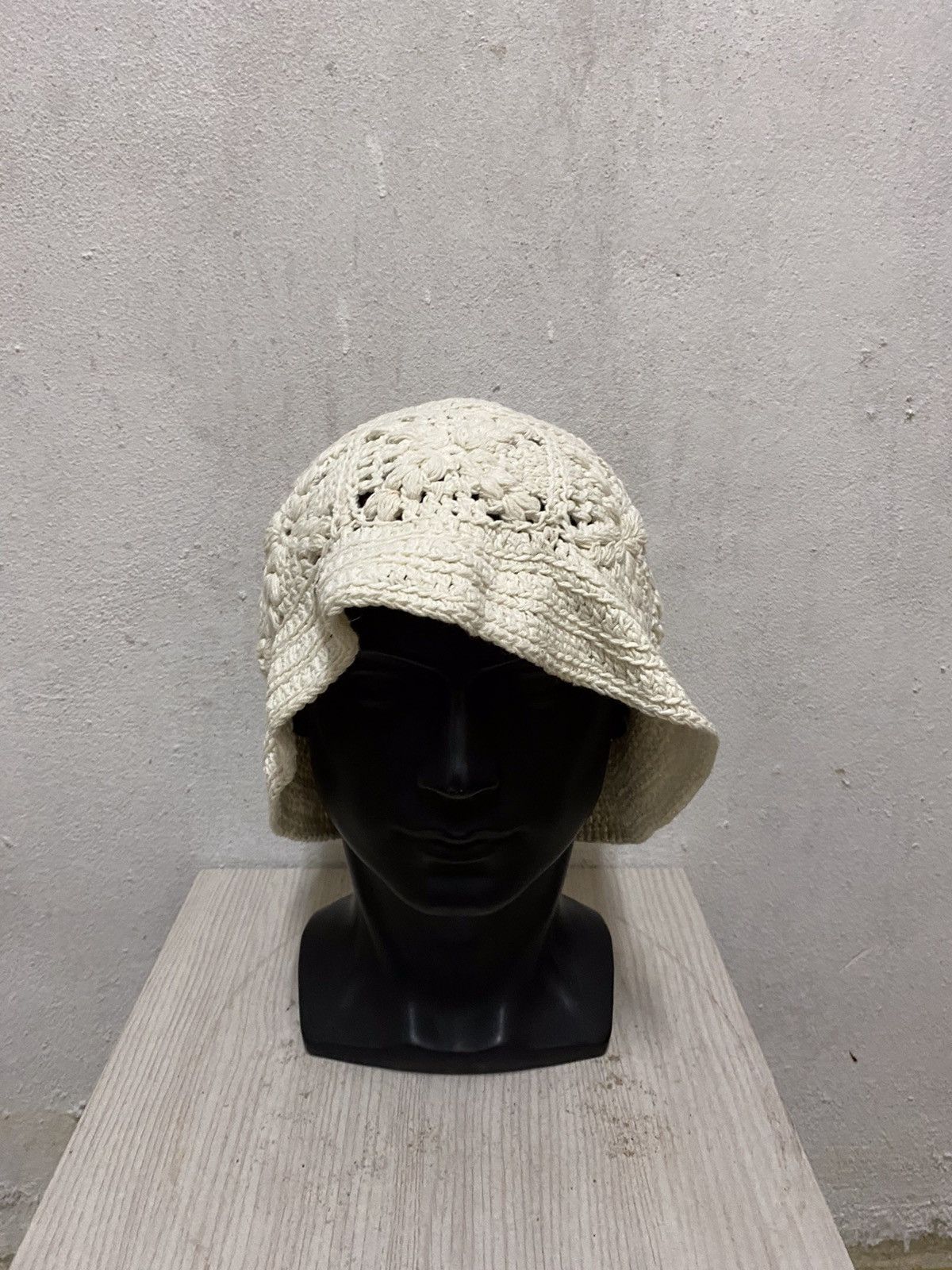 Japanese Brand Estàà Crochet Hat Size ONE SIZE - 2 Thumbnail