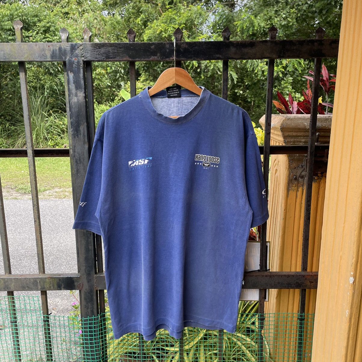 REEF 🔥Vintage 90s REEF Hang Loose Fast World Tour Surfing Tee Size US XL / EU 56 / 4 - 3 Thumbnail