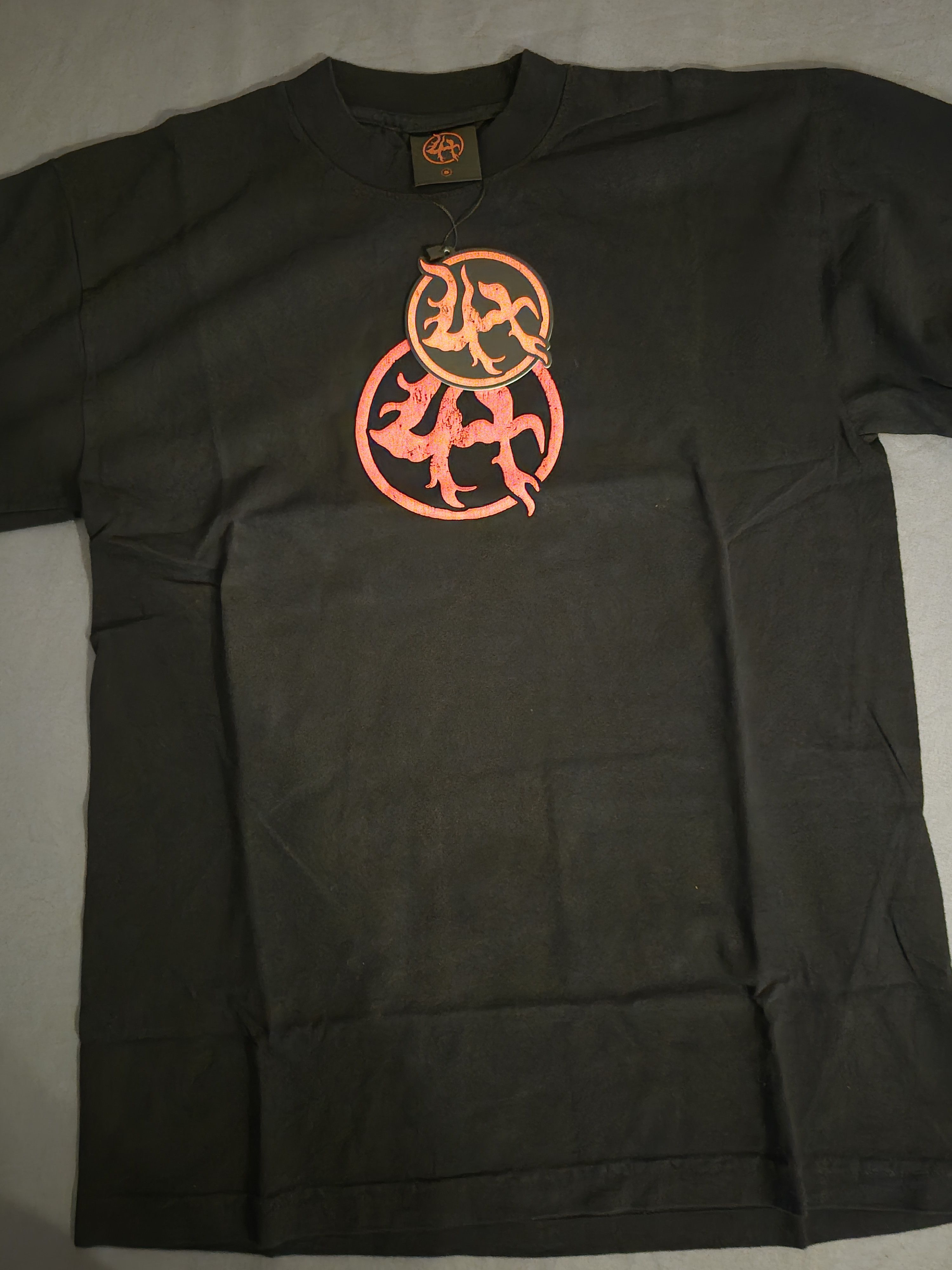 Lost Hills Black Tee Size Small BNWT