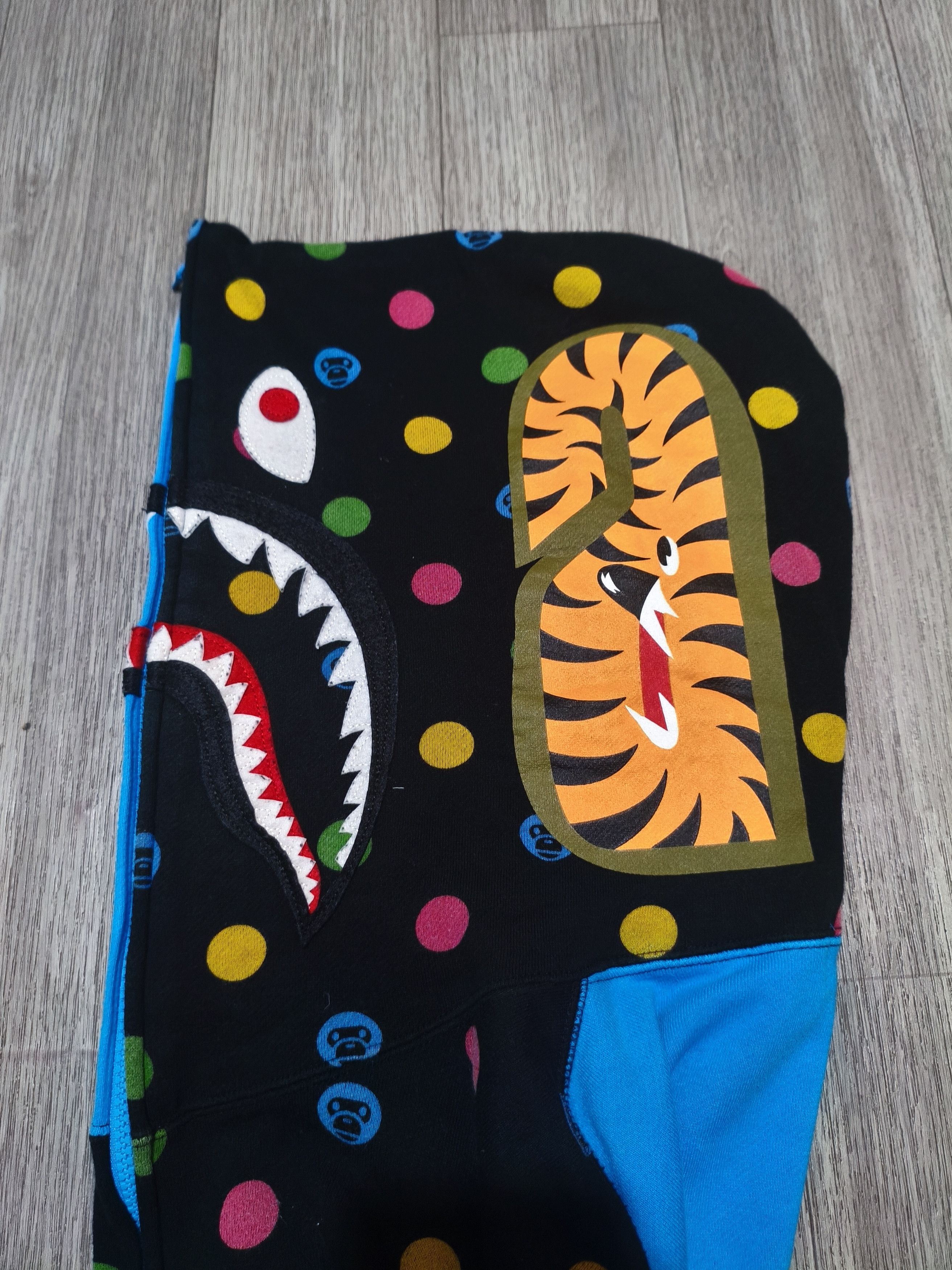 Bape Bape baby milo polka dot shark full zip hoodie Size US L / EU 52-54 / 3 - 4 Thumbnail