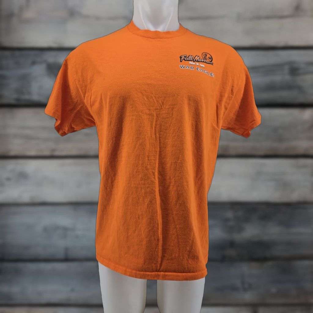 Gildan VINTAGE Full Moon Bar-B-Que Auburn Tigers Mens Large Orange Shirt Mens L Orange Moon Tigers Gildan Crew Neck Short Sleeve Cotton Blend Logo 90s Theme Size US L / EU 52-54 / 3 - 1 Thumbnail