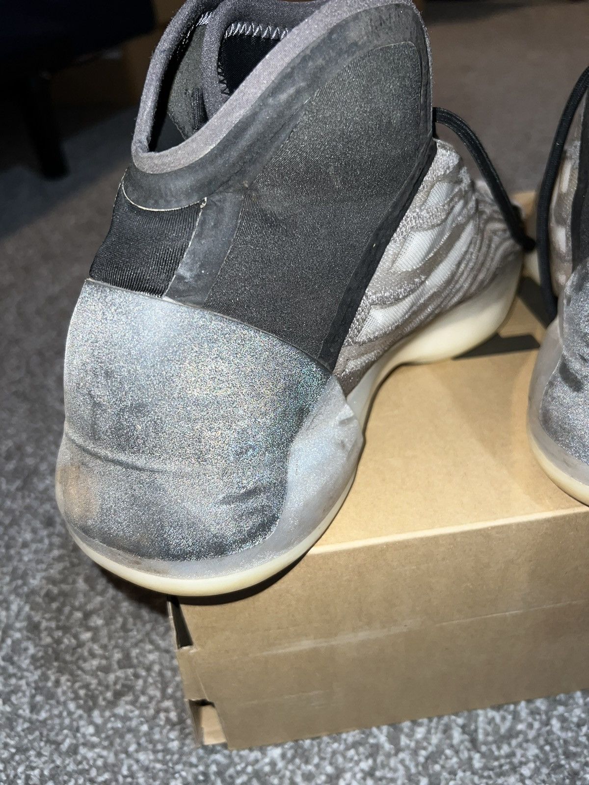 Adidas Adidas yzy qntm basketball model Size US 11 / EU 44 - 7 Thumbnail