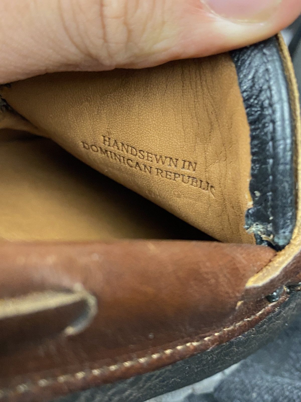 Allen Edmonds Allen Edmonds Nashua Tassel Kiltie Black/Brown Loafers Sz:11 Size US 11 / EU 44 - 3 Thumbnail