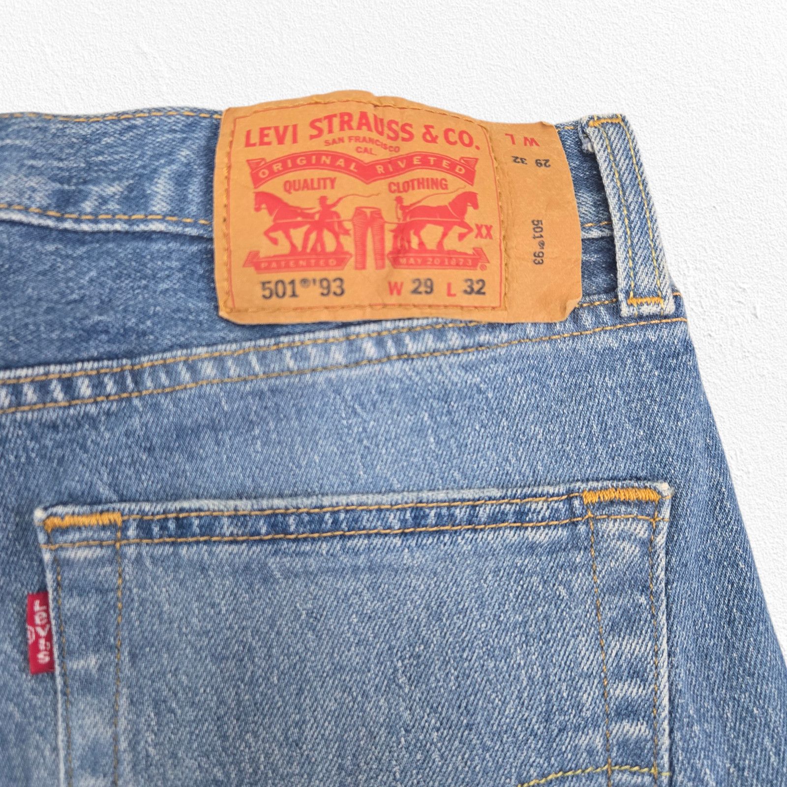 Levi's Levi’s 501 ’93 Straight Leg Jeans W29 L32 Size US 29 - 7 Thumbnail