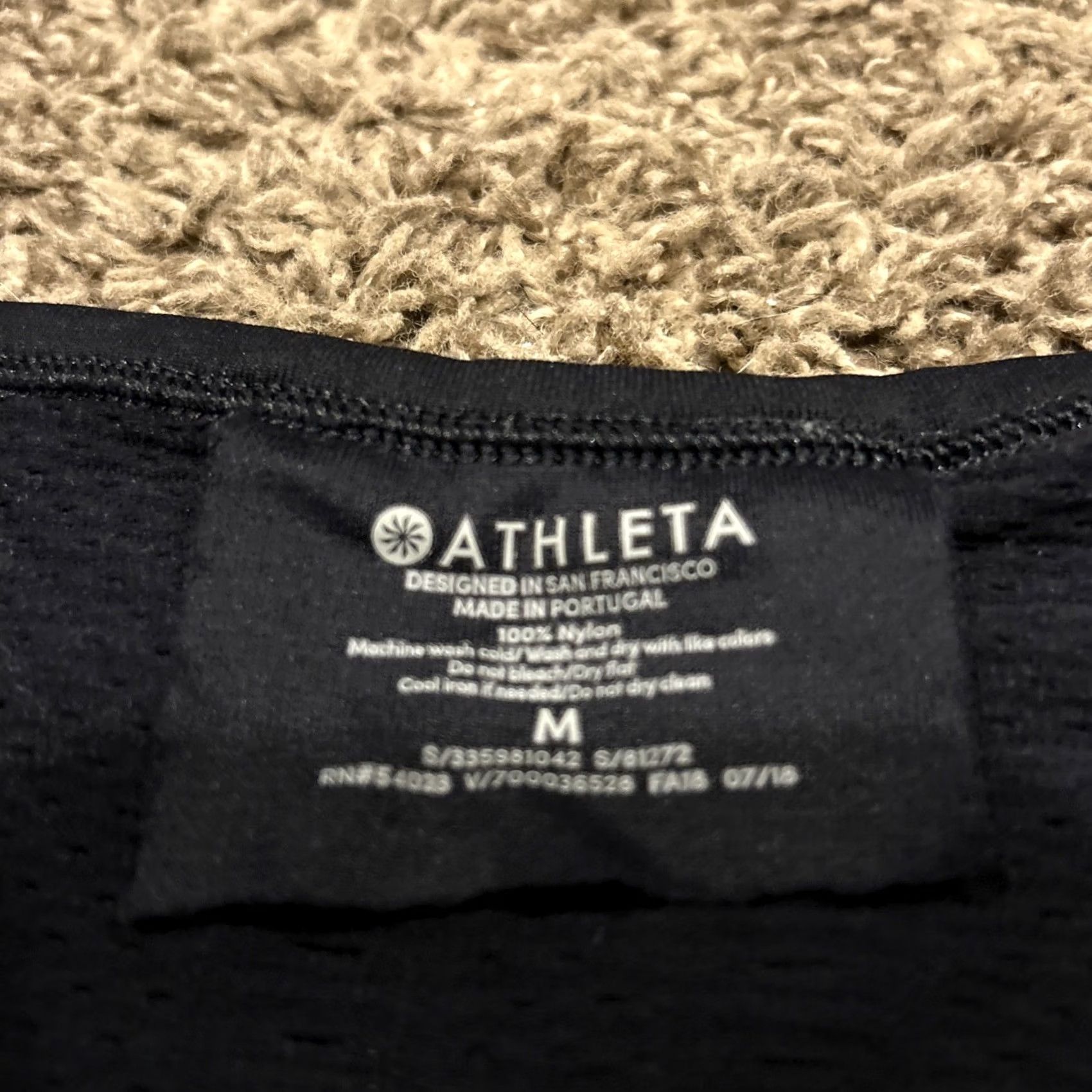Athleta Athleta Women’s M Black T Shirt Nylon Athletic Breathing Stretch Pullover Gym & Training Running Shirt Womens B15 Size M / US 6-8 / IT 42-44 - 2 Thumbnail
