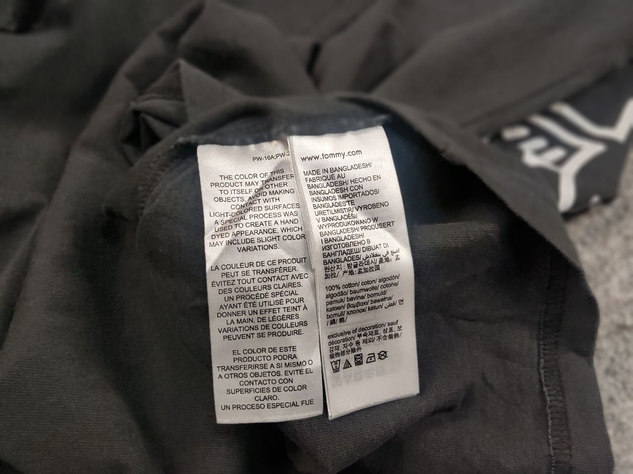 Tommy Hilfiger Tommy Hilfiger Keith Haring oversized Logo Graphite Shirt Size US XL / EU 56 / 4 - 20 Thumbnail