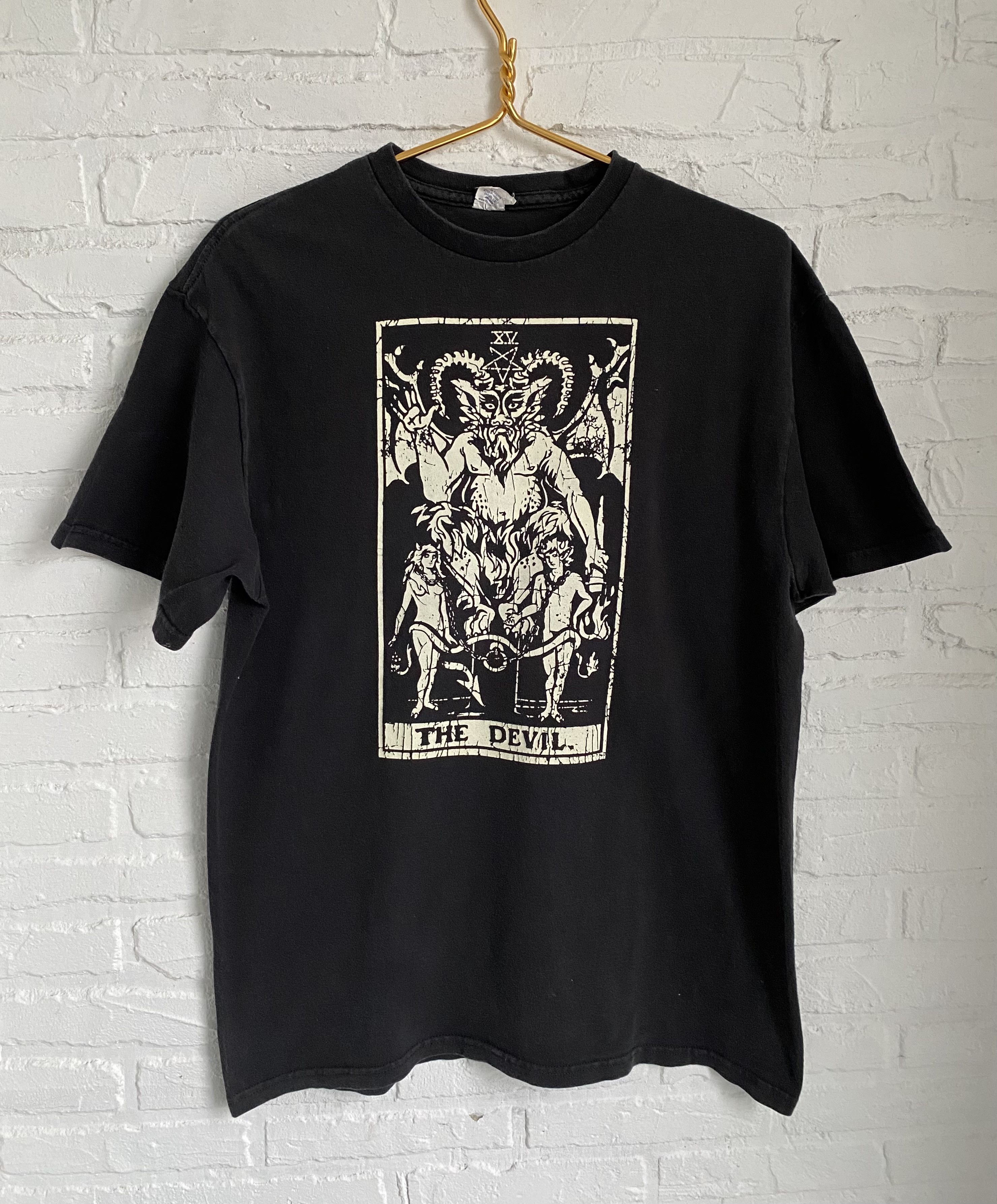 Band Tees × Vintage Vintage 2000s Tarot The Devil card t-shirt Size US L / EU 52-54 / 3 - 1 Thumbnail