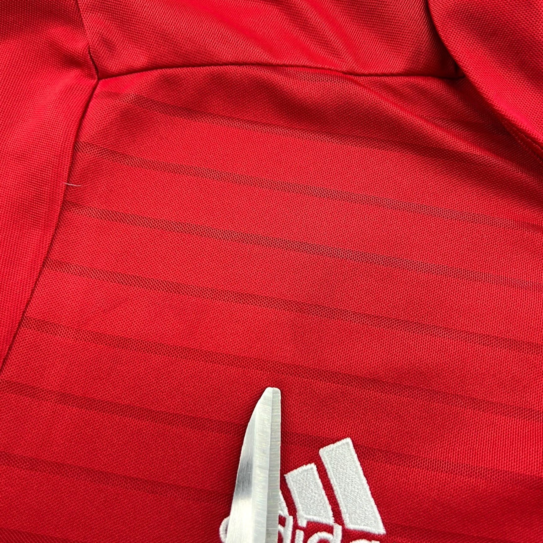 Adidas adidas Bayern Munich 2016 2017 Home Football Jersey Mens L Red T-Shirt Short Sleeve Moisture Wicking Quick Dry Soccer Football Mens Size US L / EU 52-54 / 3 - 5 Thumbnail