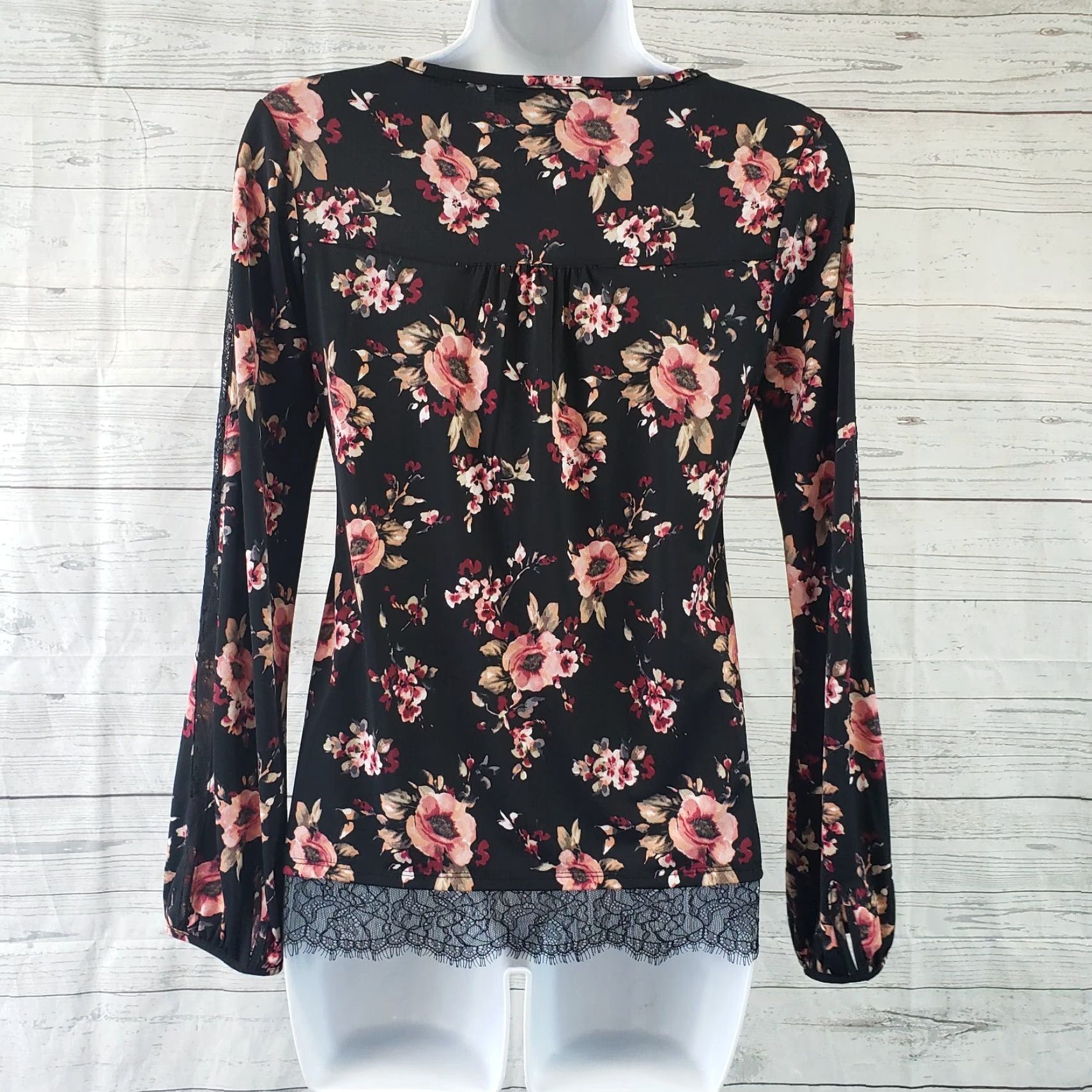 White House Black Market White House Black Market Blouse Womens Top Long Sleeve Floral Lace Hem 2XSP Pink Red Black Vintage No N/A Size XXS / US 00 / IT 34 - 4 Thumbnail