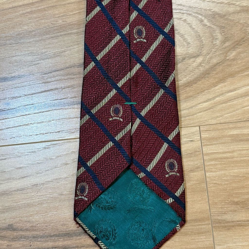 Tommy Hilfiger Tommy Hilfiger Plaid Silk Tie Red Navy Crest 3.75” USA/Italy Size 26 - 2 Thumbnail