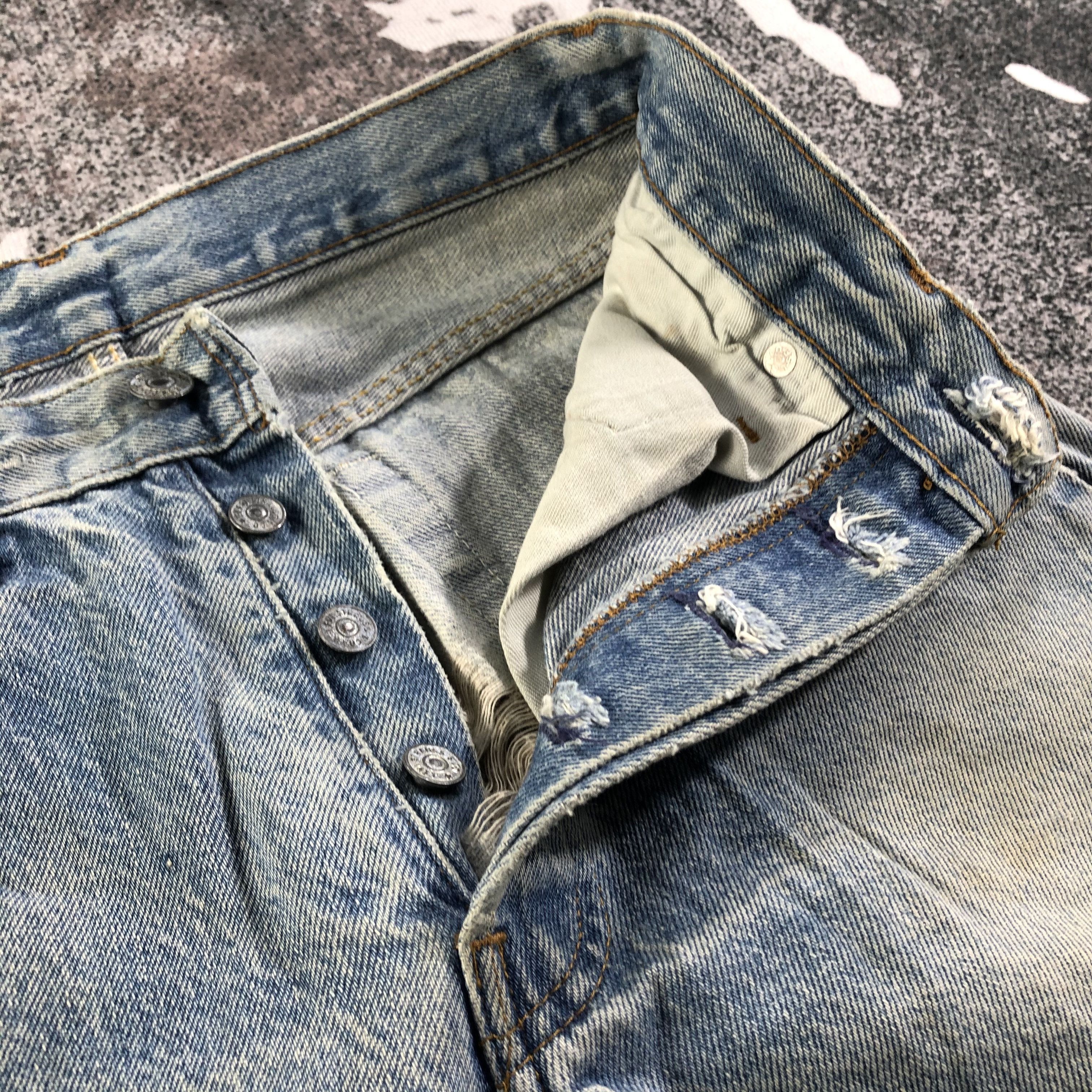Levi's Vintage Distress 80s Levis 501 Jeans Dirty Wash KJ2513 Size US 27 - 7 Thumbnail