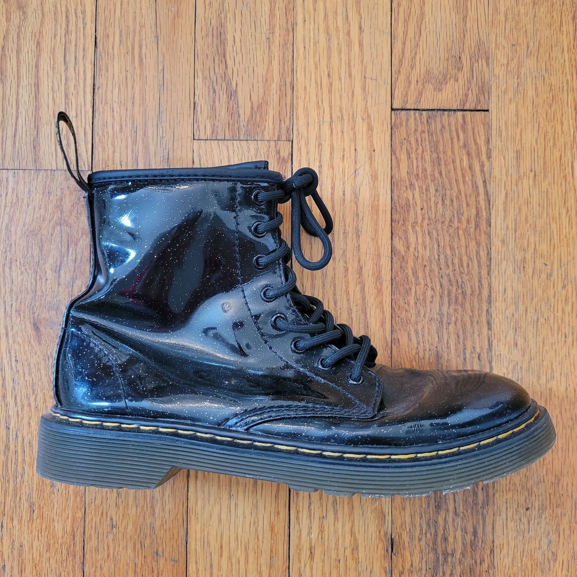 Dr. Martens SINGLE Doc Marten Dr Martens 1460 Glitter J Black Patent Lea Size US 5 / IT 35 - 1 Thumbnail