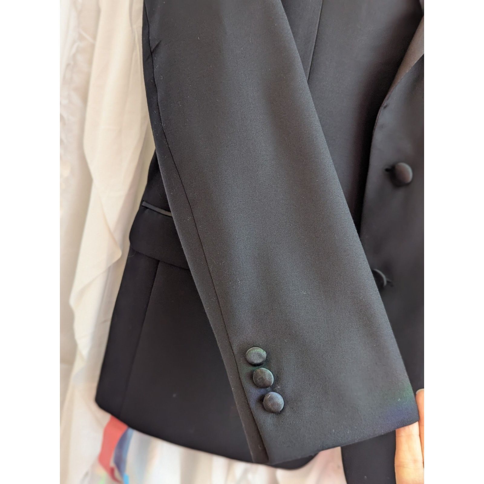Calvin Klein Tuxedo Jacket Size 42S 100% Wool 2 Button Notch Lapel Size 42S - 4 Thumbnail