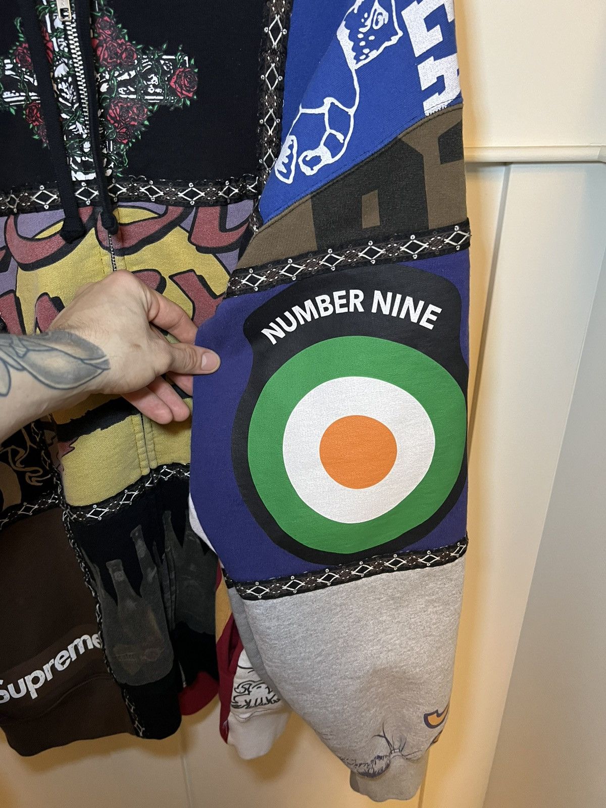 Number (N)ine × Supreme Supreme X Number (N)ine patchwork zip-up hoodie Size US XL / EU 56 / 4 - 22 Thumbnail