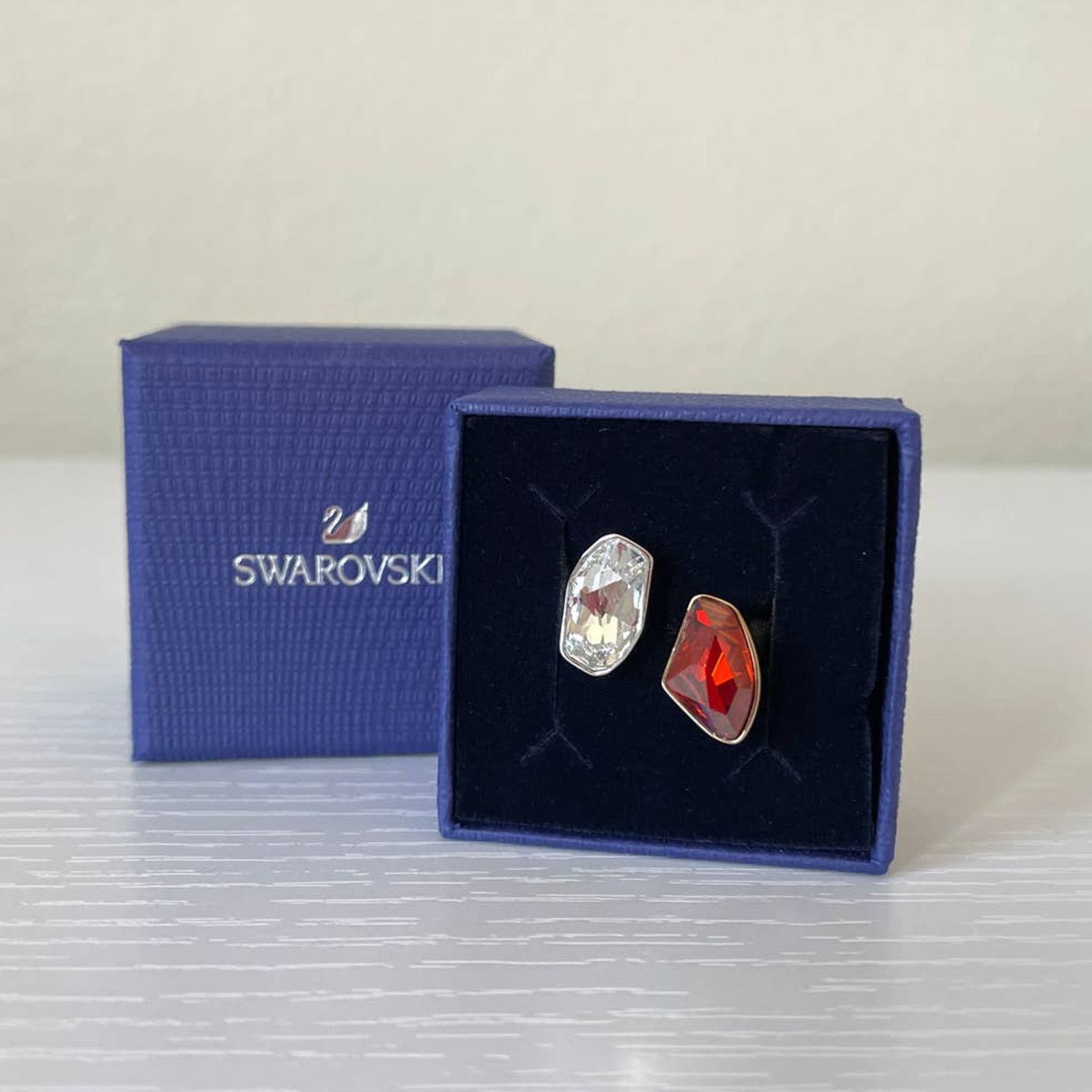 Swarovski The Elements ring Fire and air elements size 6
