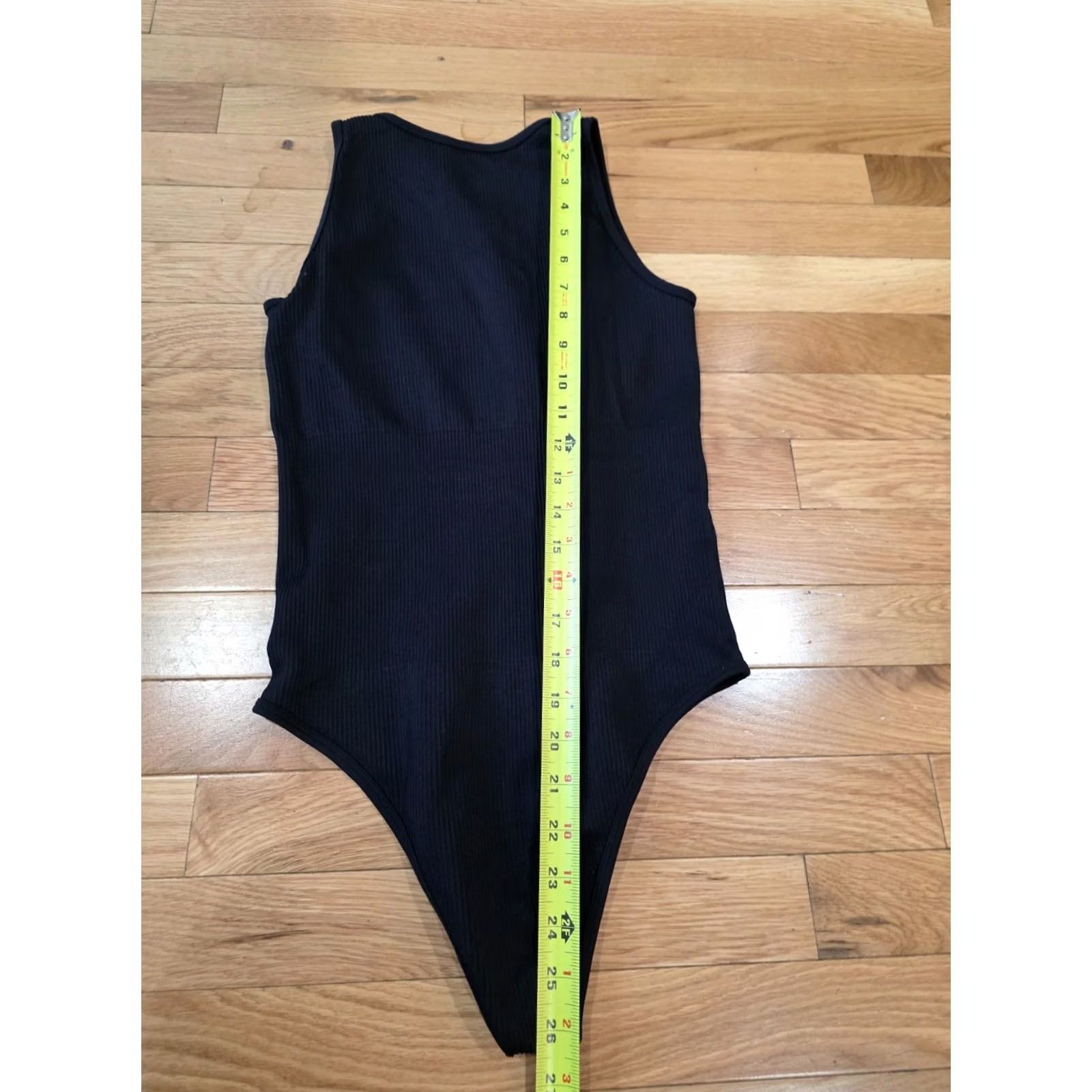 Vintage OQQ One-Piece Bodysuit Women M Black Nylon Ribbed Sleeveless Round Neck Wireless Mild Compression Stretch Shirt Womens Black 90s Outdoor Size M / US 6-8 / IT 42-44 - 4 Thumbnail