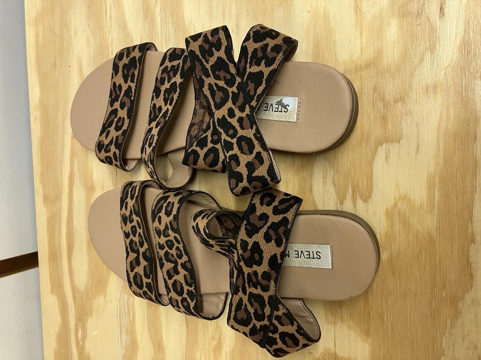 Steve Madden Steve Madden Cheetah print sandals size 8.5 Size US 8.5 / IT 38.5 - 3 Thumbnail