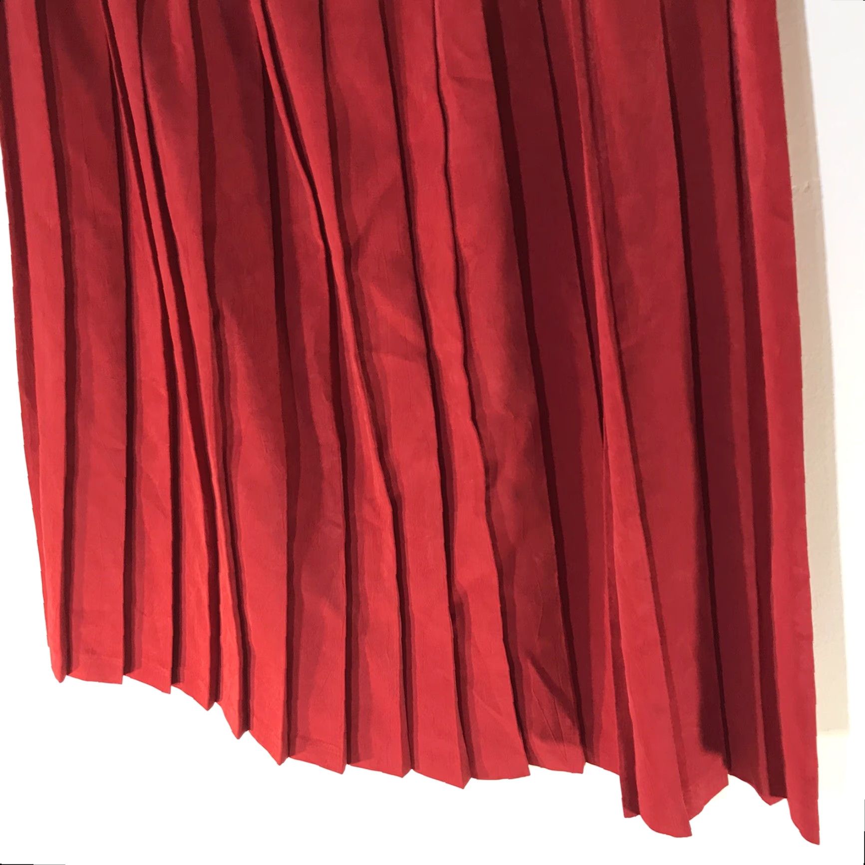 Vintage Vintage Leslie Fay Red Pleated Pull On Midi Skirt Womens Size 14P Size 36" / US 14 / IT 50 - 6 Thumbnail