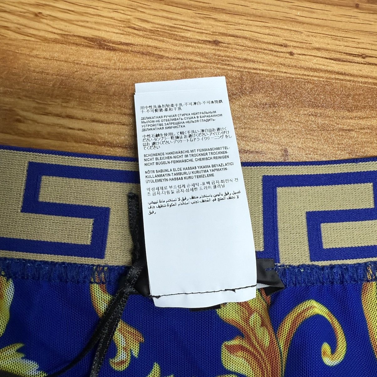 Versace $395 Versace NWT Men’s Greca Swim Shorts Size 5 (M) Blue Size US 35 - 8 Thumbnail