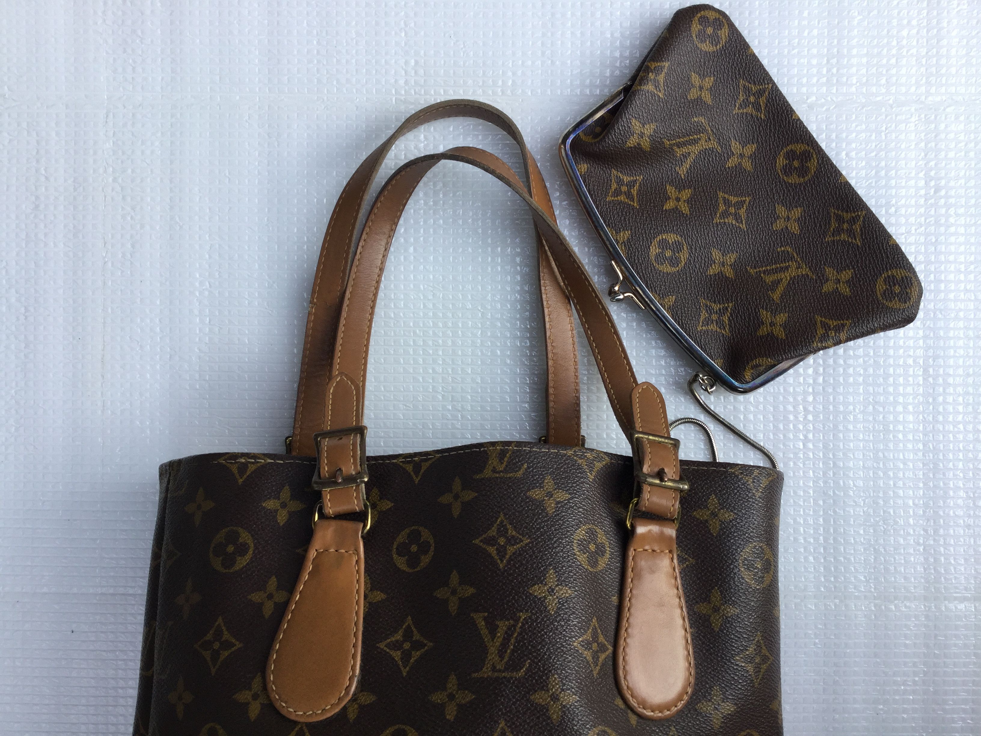 Louis Vuitton Louis Vuitton French Co. Monogram Bucket Bag Pouch Size ONE SIZE - 16 Thumbnail