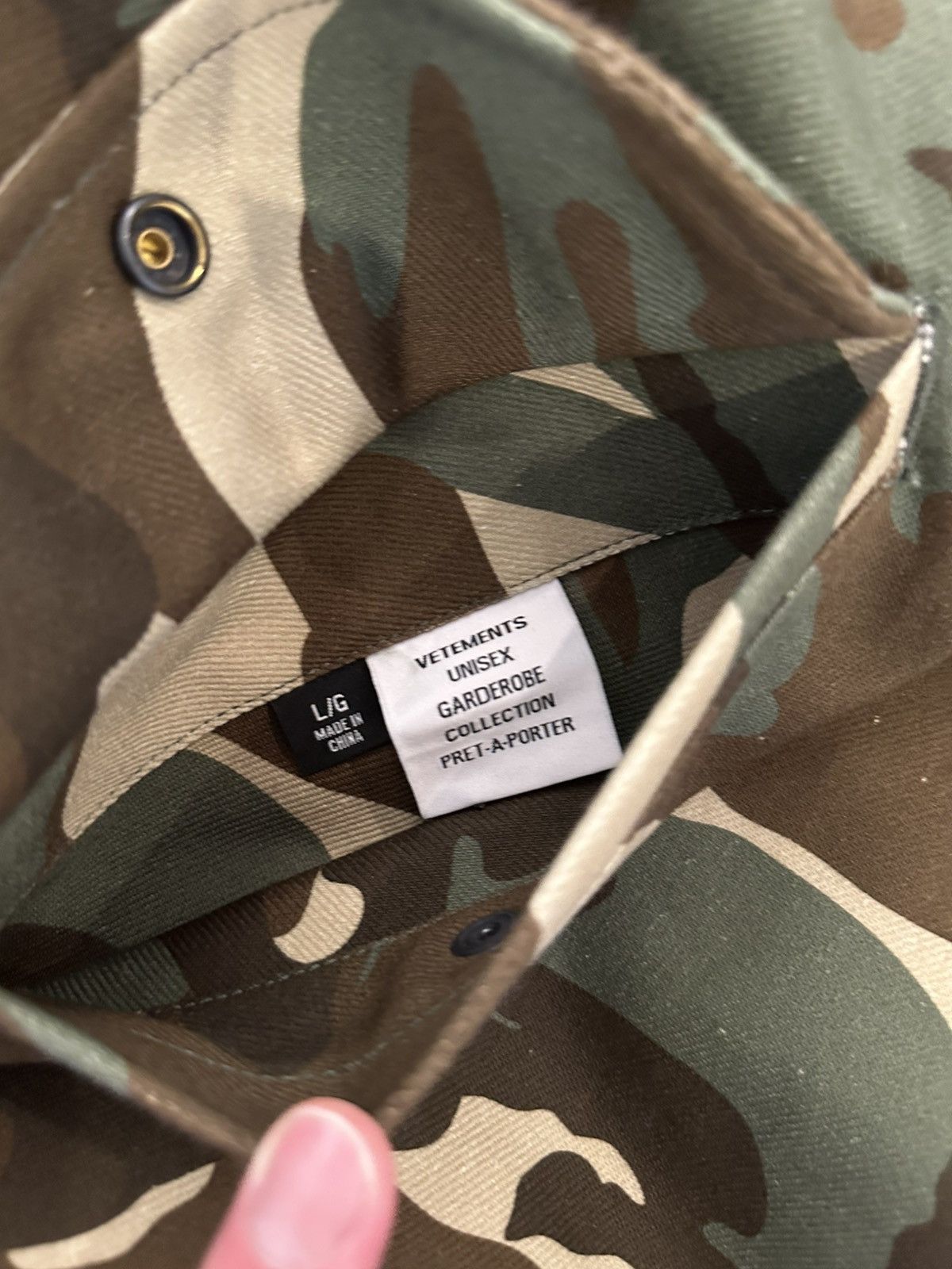 Alpha Industries × Vetements Vehement x Alpha Industries Camo Hooded Bomber Jacket Size US L / EU 52-54 / 3 - 7 Thumbnail
