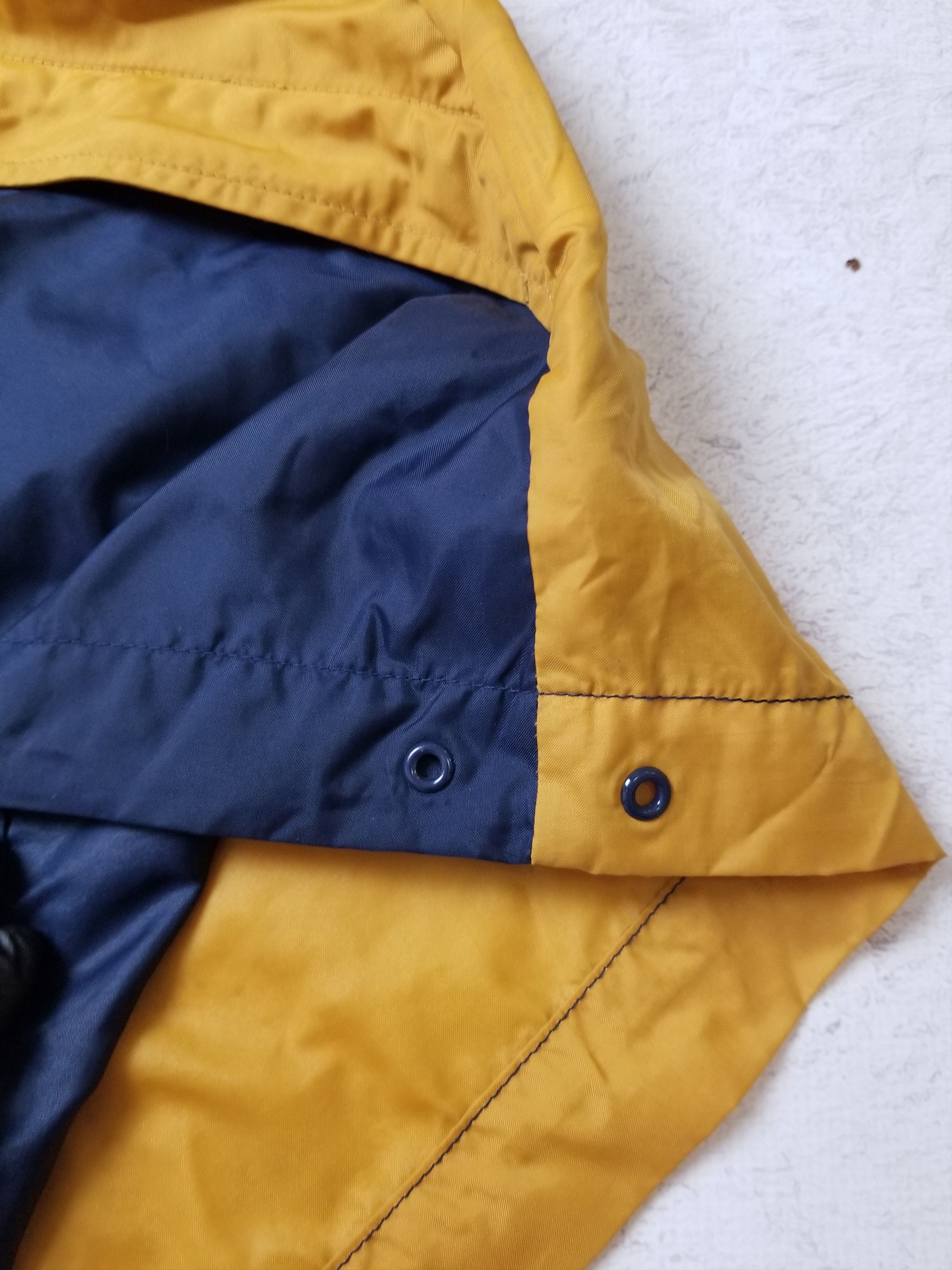 Nike Vintage Nike 90s Windbreaker Jacket Lined Navy Blue Mustard Size US XL / EU 56 / 4 - 11 Thumbnail