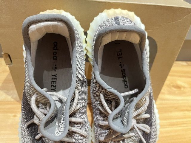 Yeezy Yeezy 350 v2 Zyon 42 2/3 Size US 9 / EU 42 - 7 Thumbnail