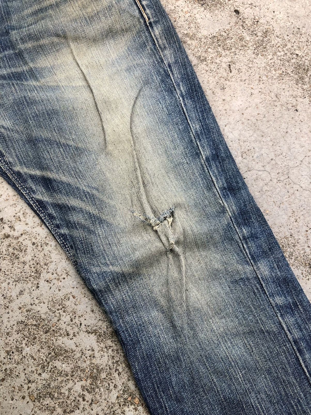NANO universe SLIM FIT DISTRESSED DENIM BY NANO UNIVERSE Size US 30 / EU 46 - 7 Thumbnail