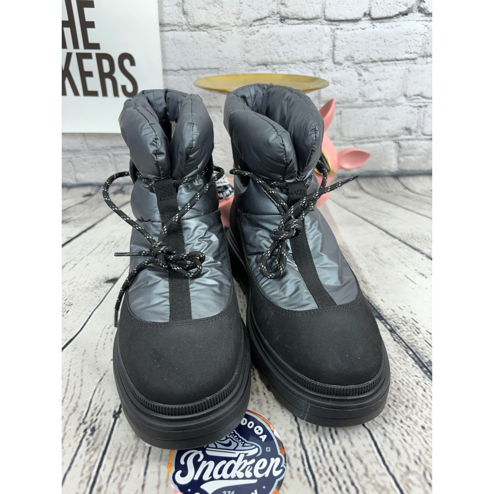 Timberland Timberland Ray City Waterproof Hiking Puffer Boots Womens 9 Size US 9 / IT 39 - 2 Thumbnail