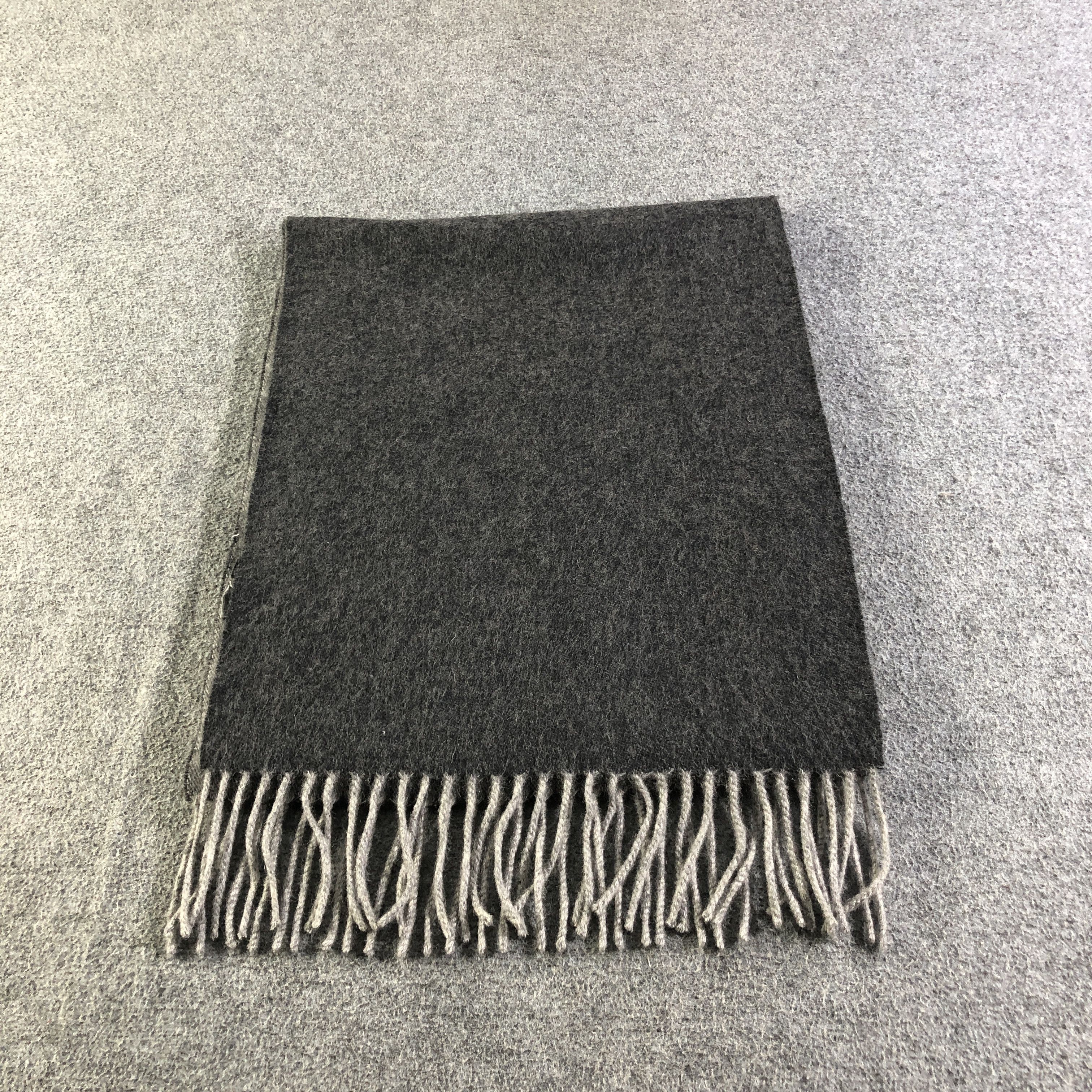 Katharine Hamnett London Katharine Hamnett Cashmere Scarf Muffler Neckwear V2777 Size ONE SIZE - 2 Thumbnail