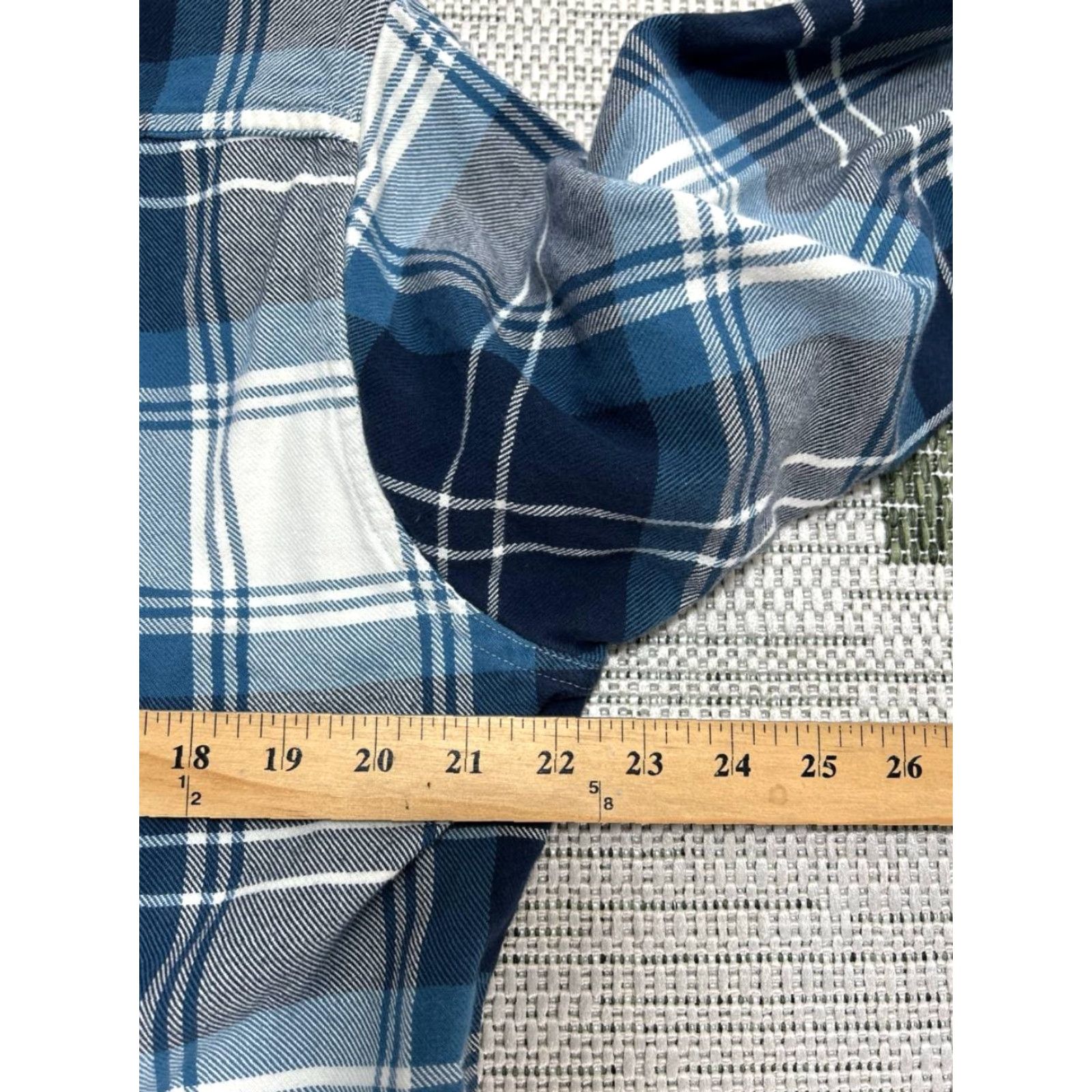 Bonobos Bonobos Shirt L Flannel Plaid Slim Fit Cotton Pockets Button Up Blue Casual Travel Mens Size US L / EU 52-54 / 3 - 6 Thumbnail